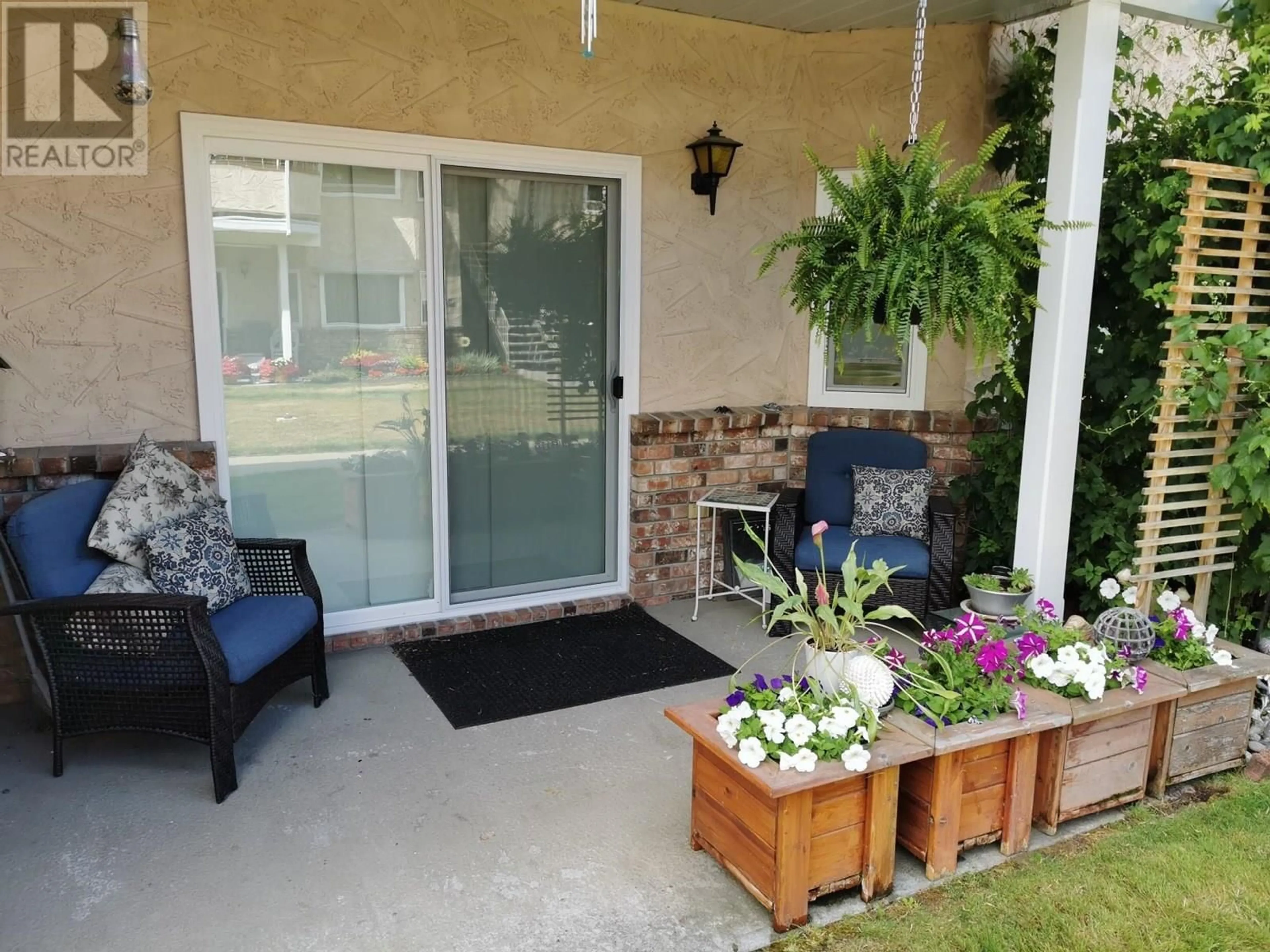 Patio, street for 11 - 13620 VICTORIA ROAD NORTH, Summerland British Columbia V0H1Z0