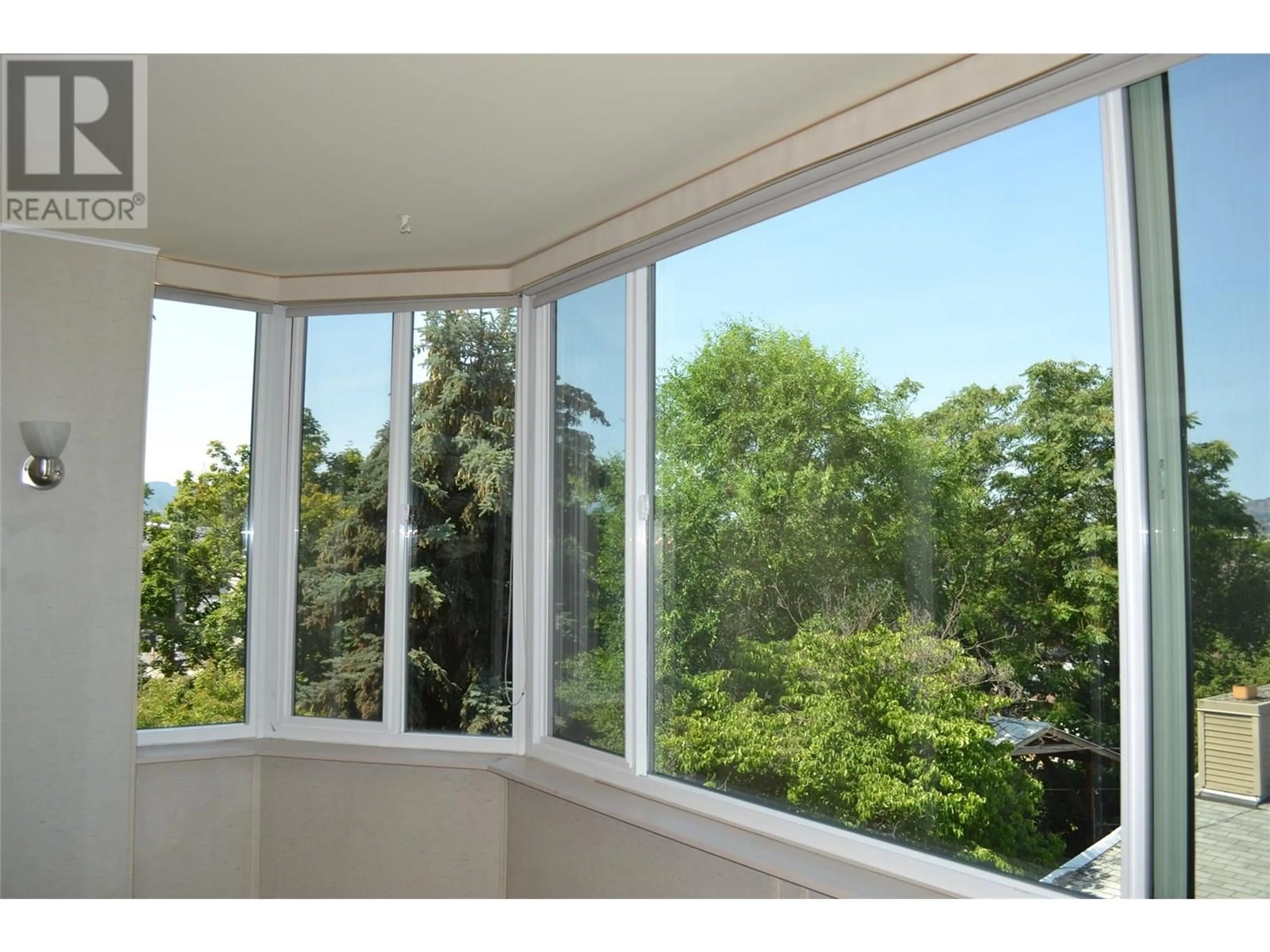 A pic of a room for 204 - 1170 BROOKSIDE AVENUE, Kelowna British Columbia V1Y5T4