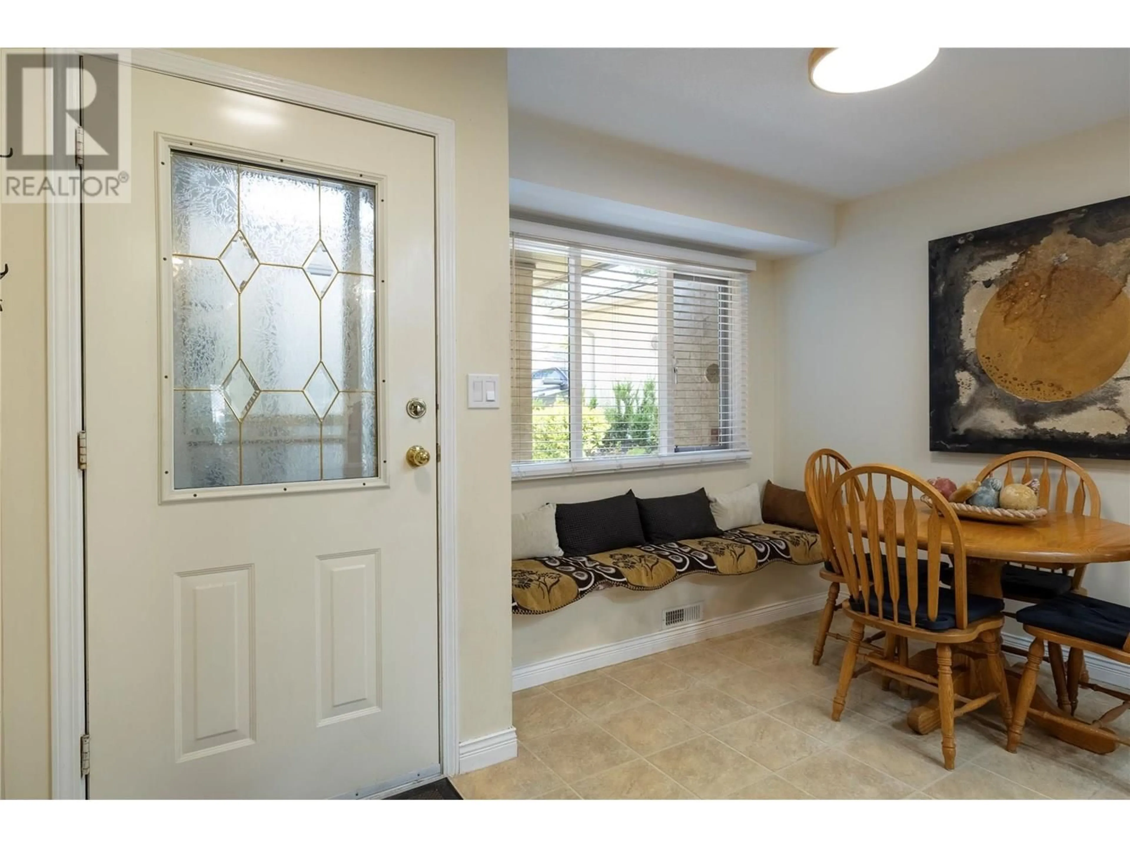 Indoor entryway for 69 - 1400 14 AVENUE, Vernon British Columbia V1B2S9
