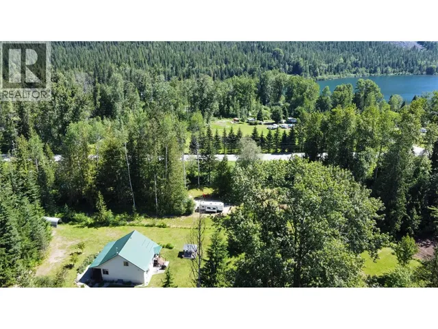 153 WILDWOOD ROAD, Summit Lake 3