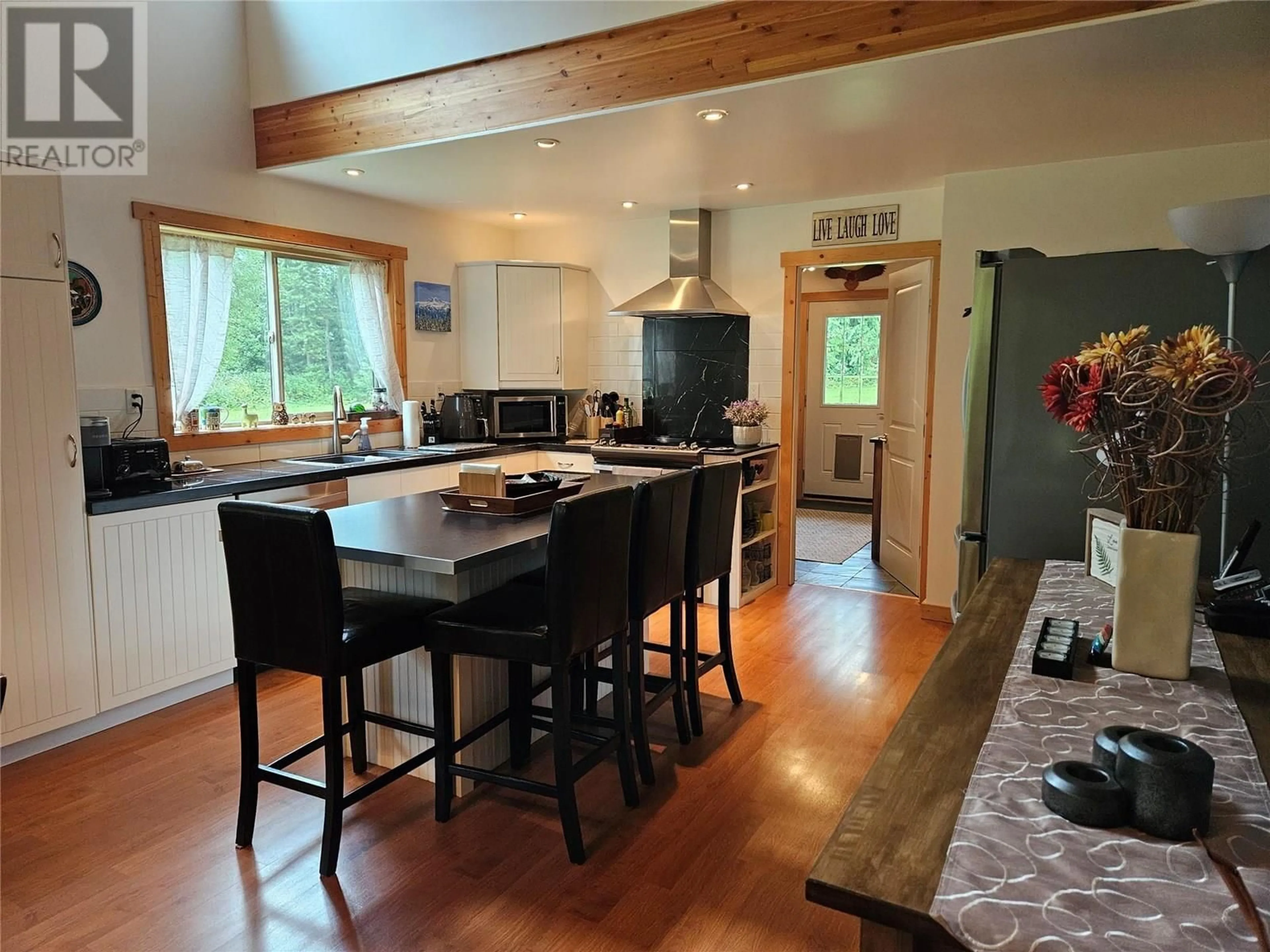Open concept kitchen, unknown for 153 WILDWOOD ROAD, Summit Lake British Columbia V0G1R1