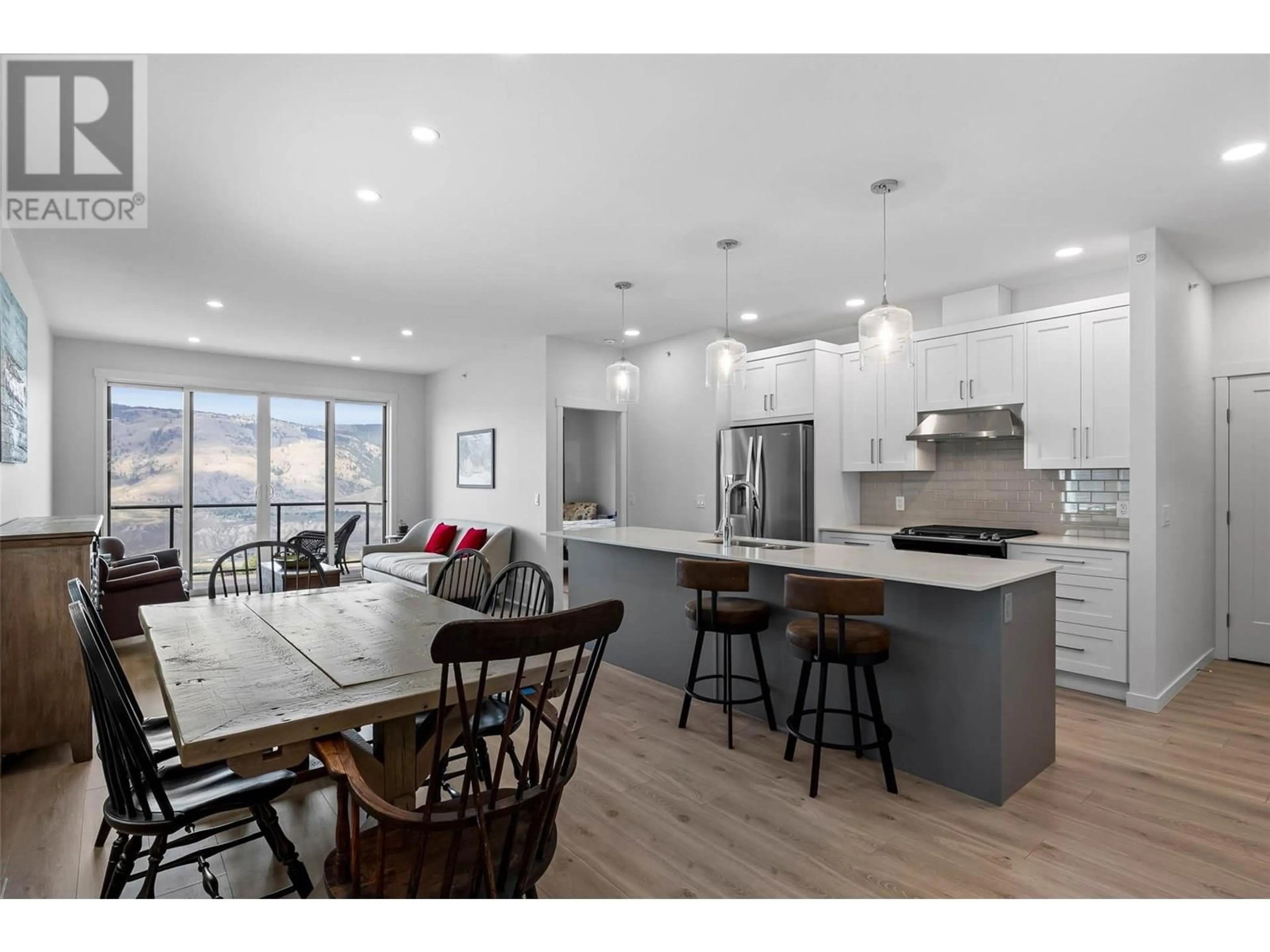 Open concept kitchen, unknown for 112 - 1799 BABINE AVENUE, Kamloops British Columbia V2E0E3
