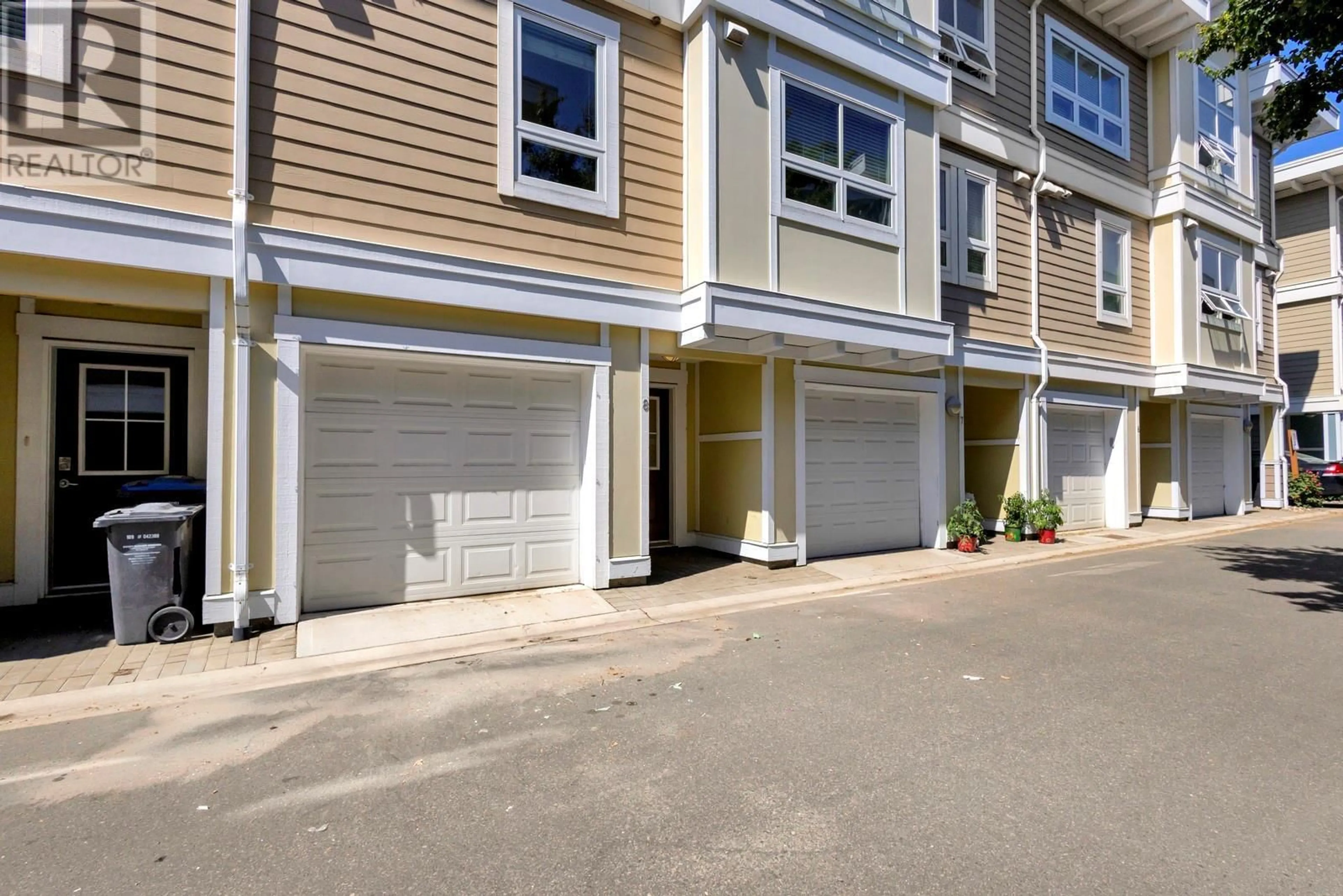 Unknown for 8 - 3416 SCOTT ROAD, Kelowna British Columbia V1W3H3