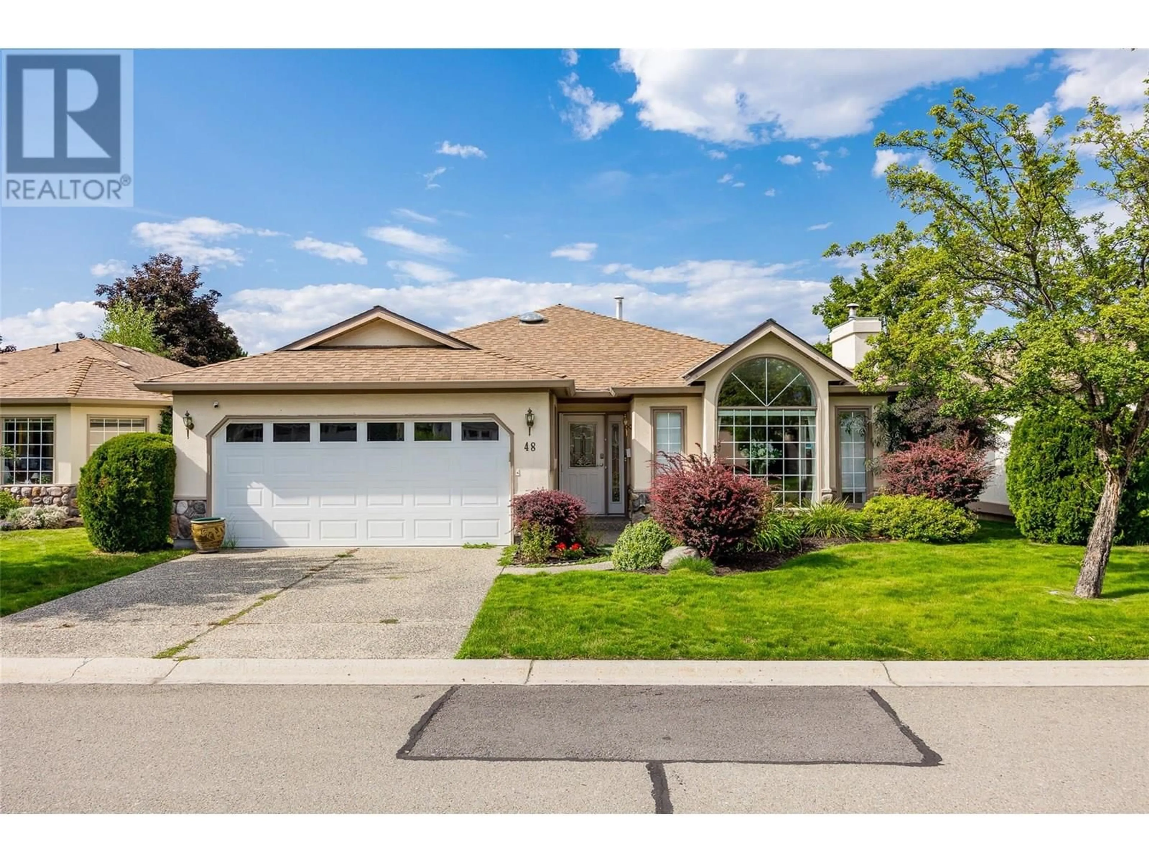 Home with vinyl exterior material, street for 48 - 1201 CAMERON AVENUE, Kelowna British Columbia V1W3R9