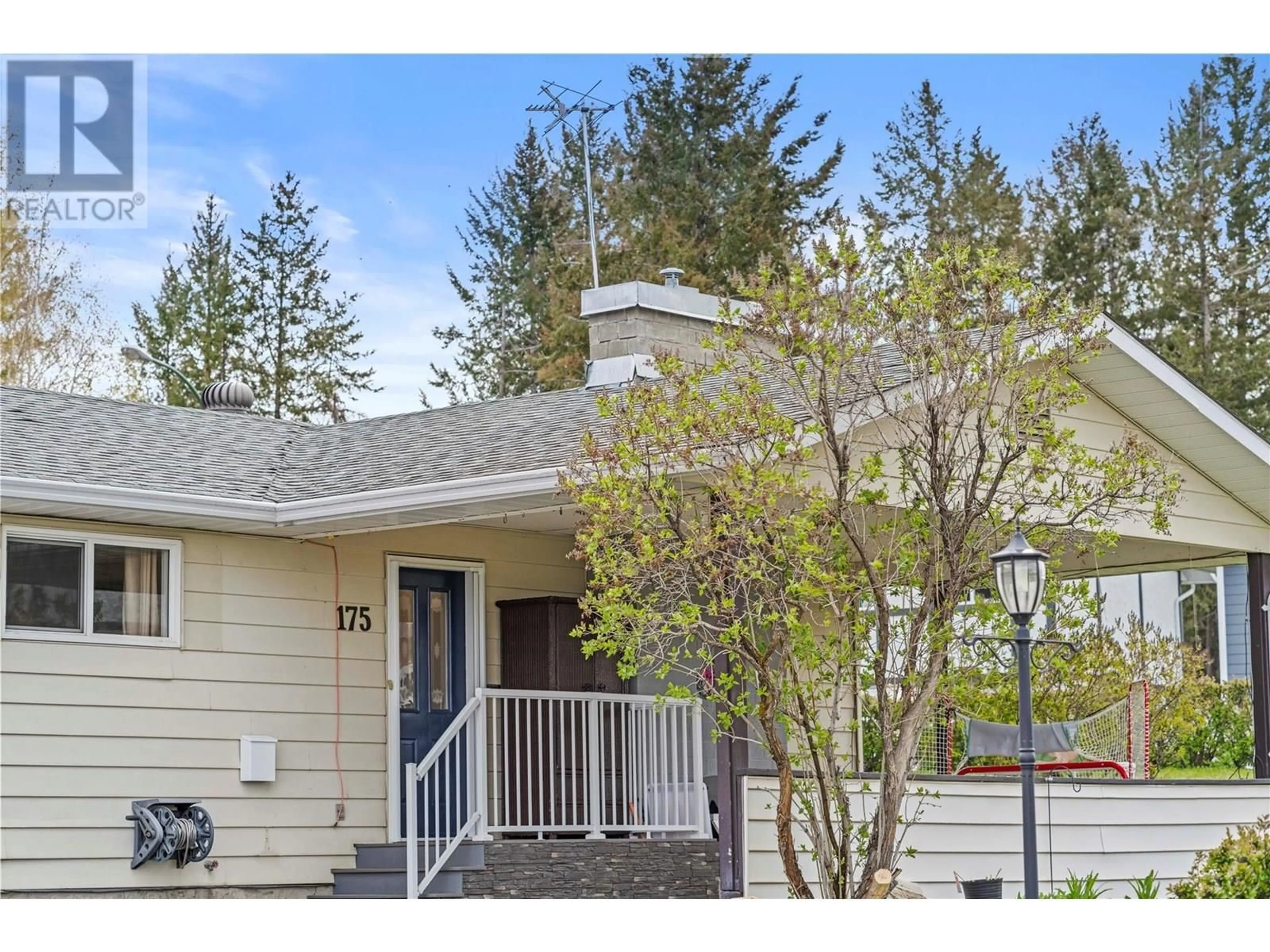 Home with vinyl exterior material, unknown for 175 PONDEROSA AVENUE, Logan Lake British Columbia V0K1W0