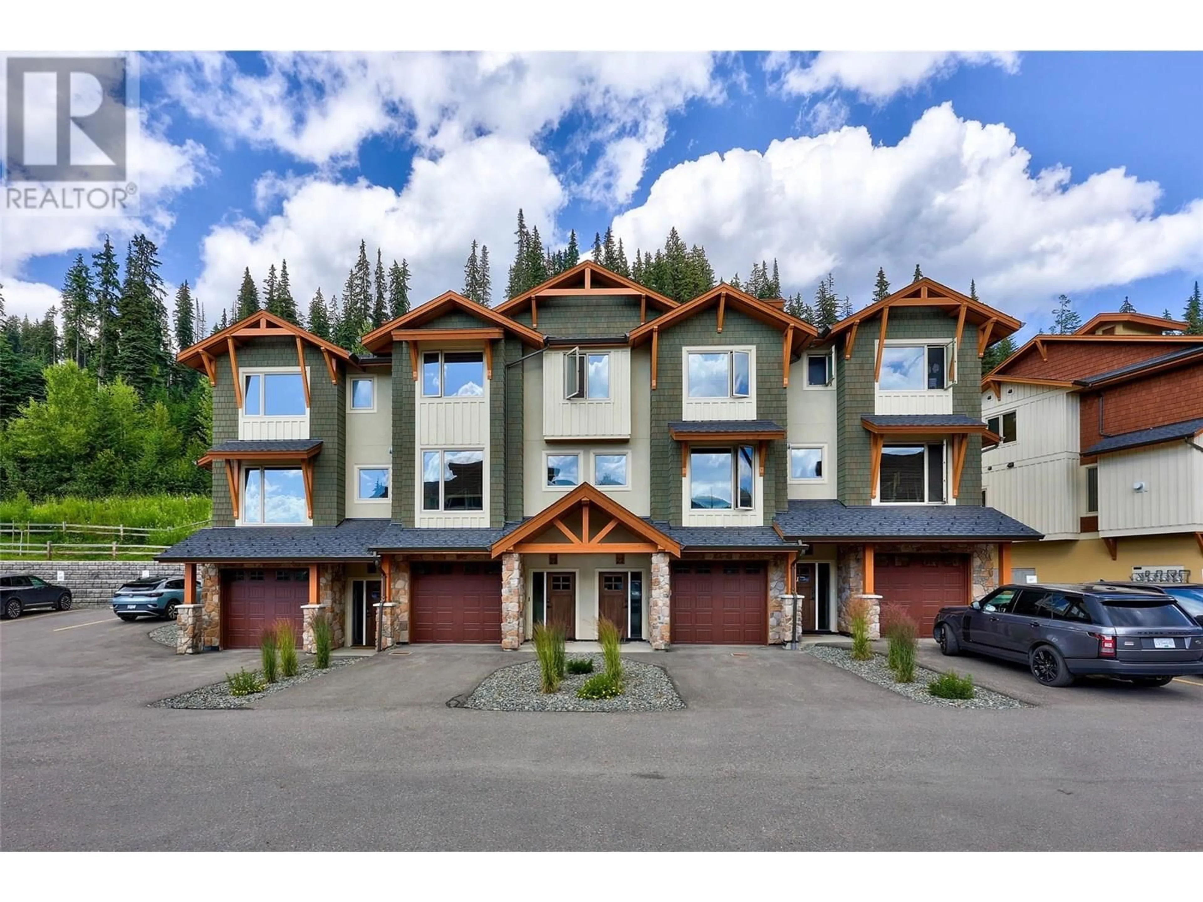 A pic from outside/outdoor area/front of a property/back of a property/a pic from drone, unknown for 22 - 5050 VALLEY DRIVE, Sun Peaks British Columbia V0E5N0