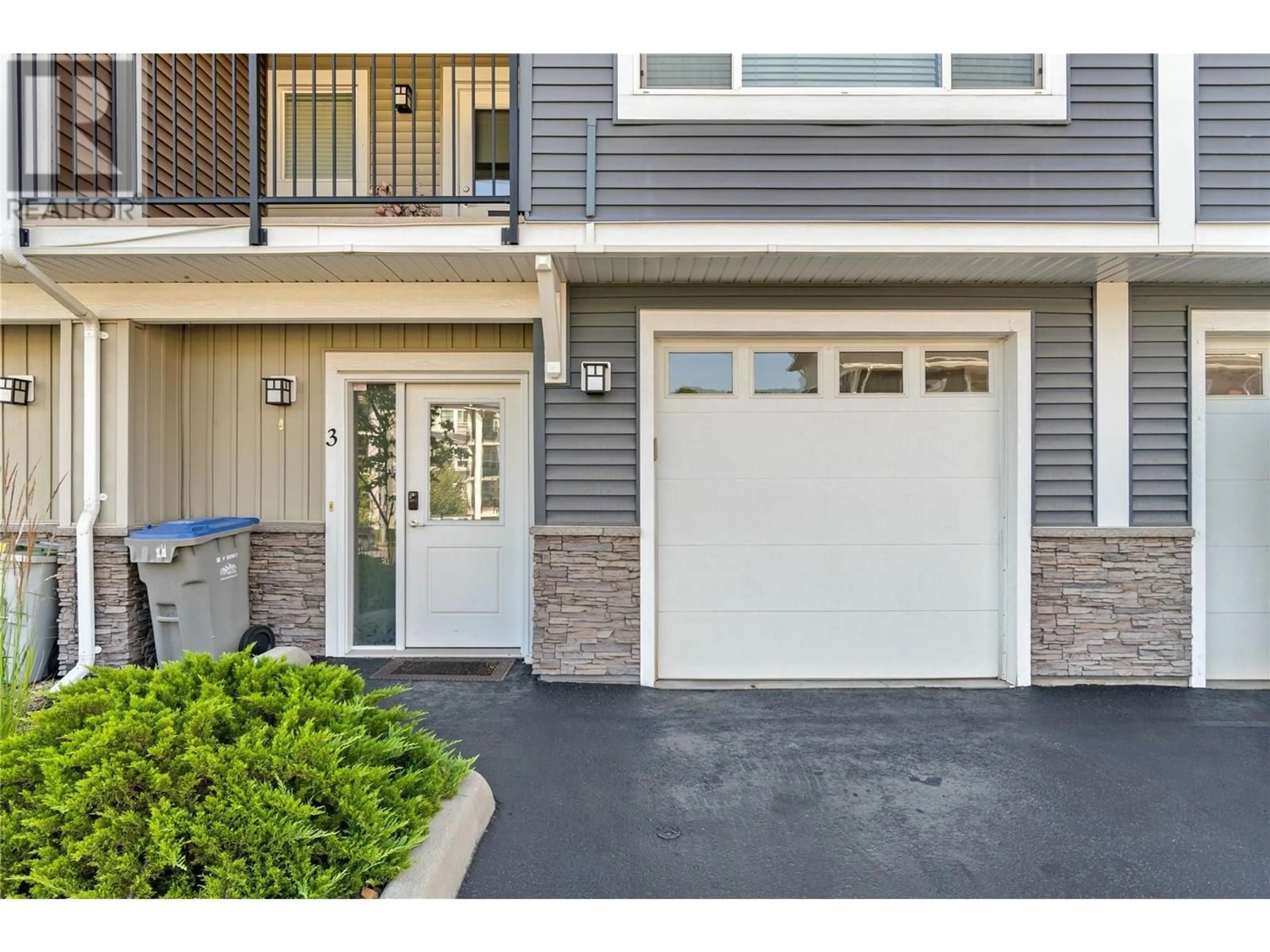 Unknown for 3 - 1711 COPPERHEAD DRIVE, Kamloops British Columbia V1S0C2