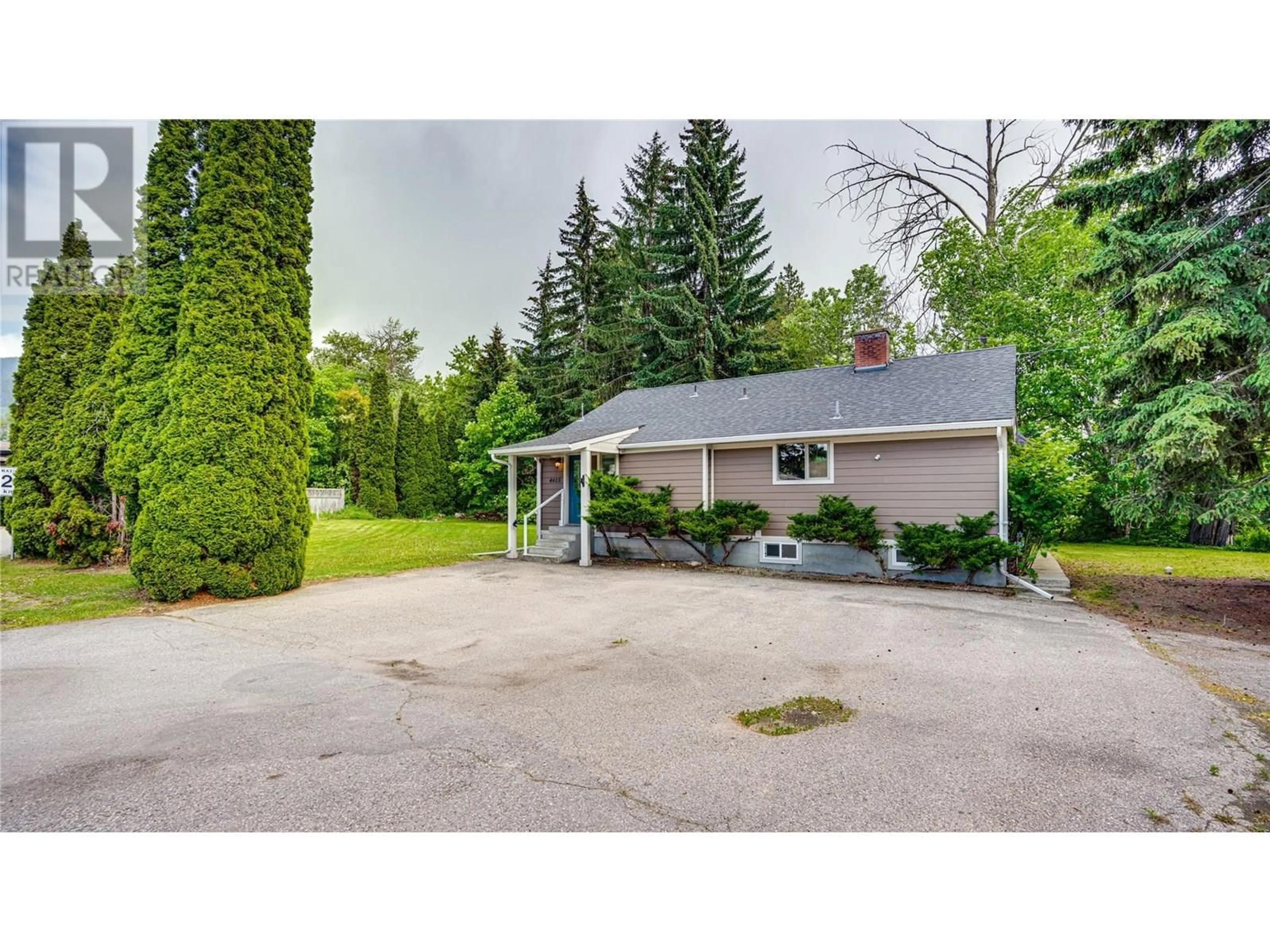 A pic from outside/outdoor area/front of a property/back of a property/a pic from drone, unknown for 4615 PLEASANT VALLEY ROAD, Vernon British Columbia V1T4M7