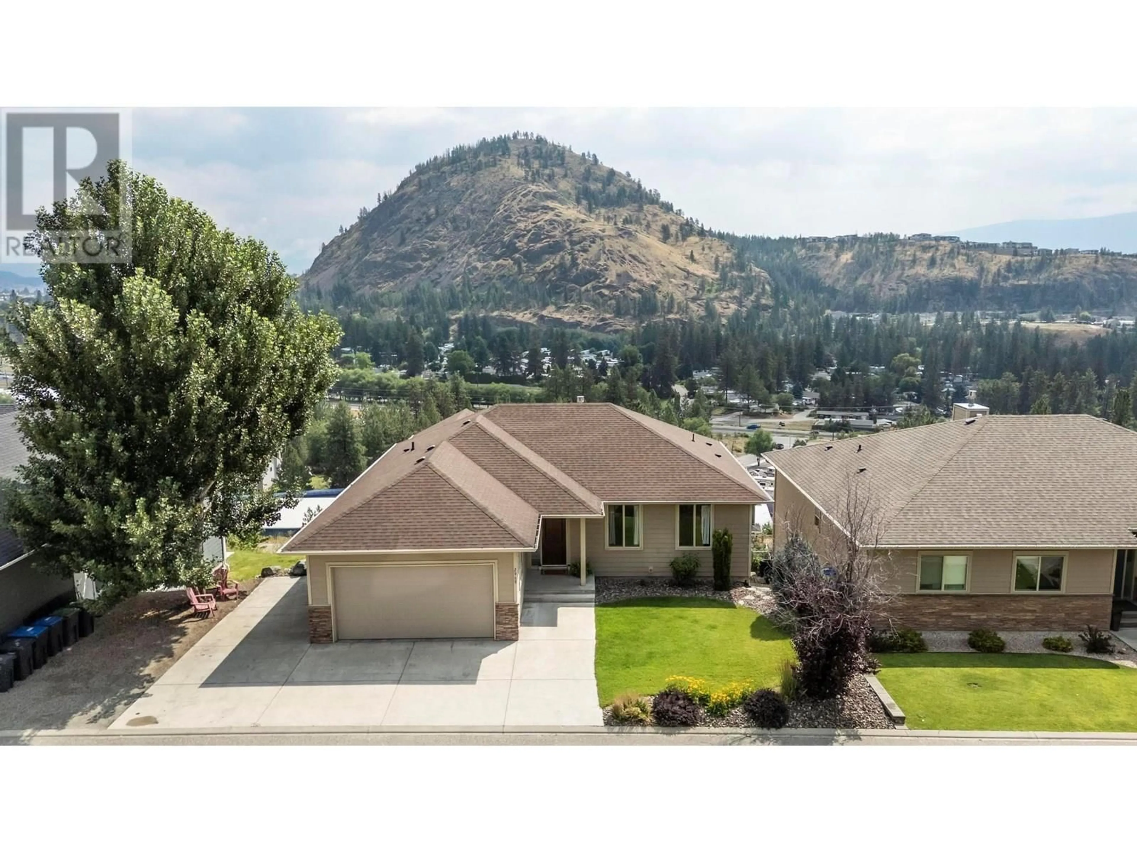 A pic from outside/outdoor area/front of a property/back of a property/a pic from drone, mountain view for 2969 ENSIGN LANE, West Kelowna British Columbia V4T2Z4