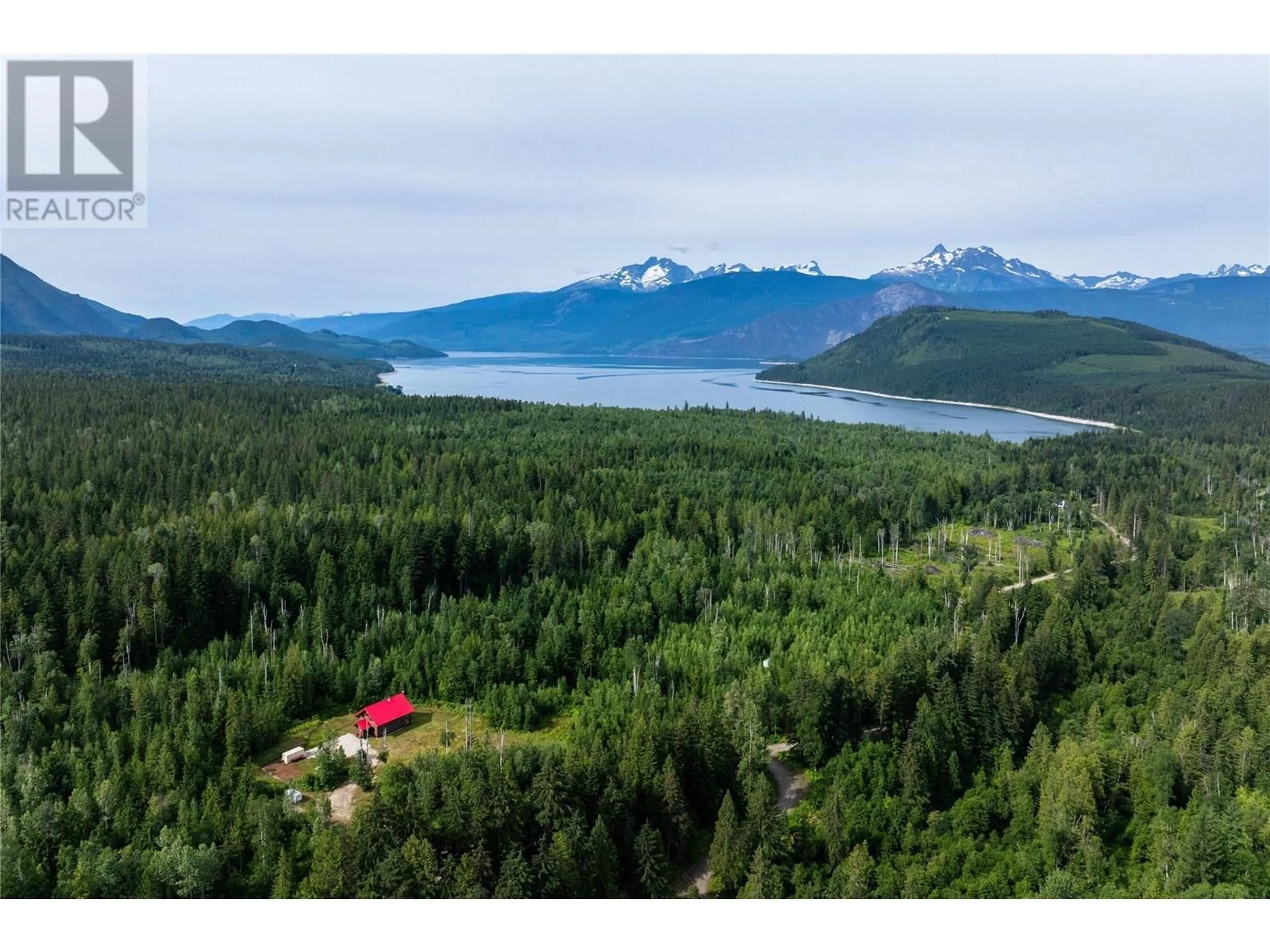 A pic from outside/outdoor area/front of a property/back of a property/a pic from drone, water/lake/river/ocean view for 935 HILL CREEK ROAD, Galena Bay British Columbia V0G1R2