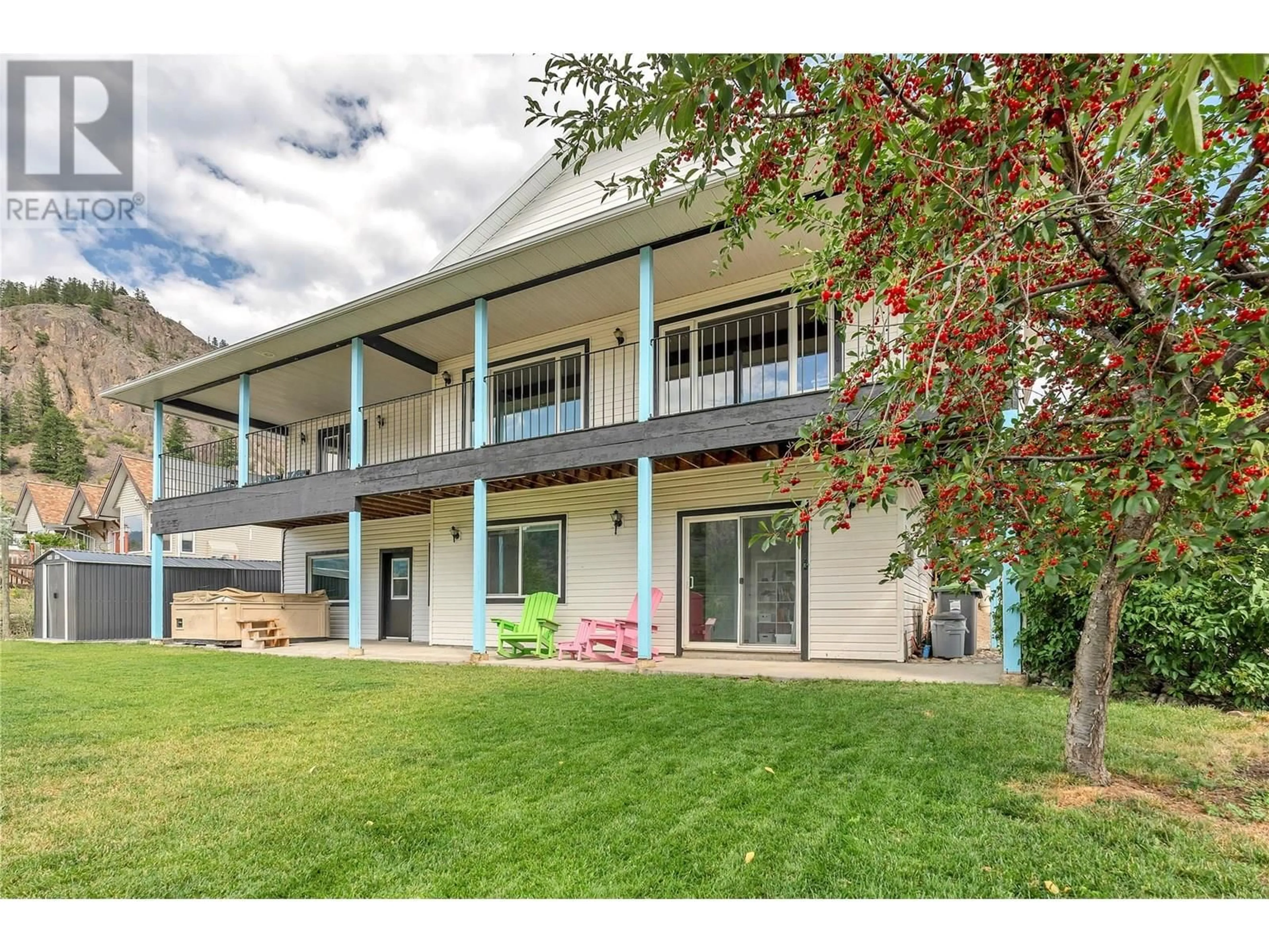 Patio, unknown for 285 WESTVIEW ROAD, Kaleden British Columbia V0H1K0