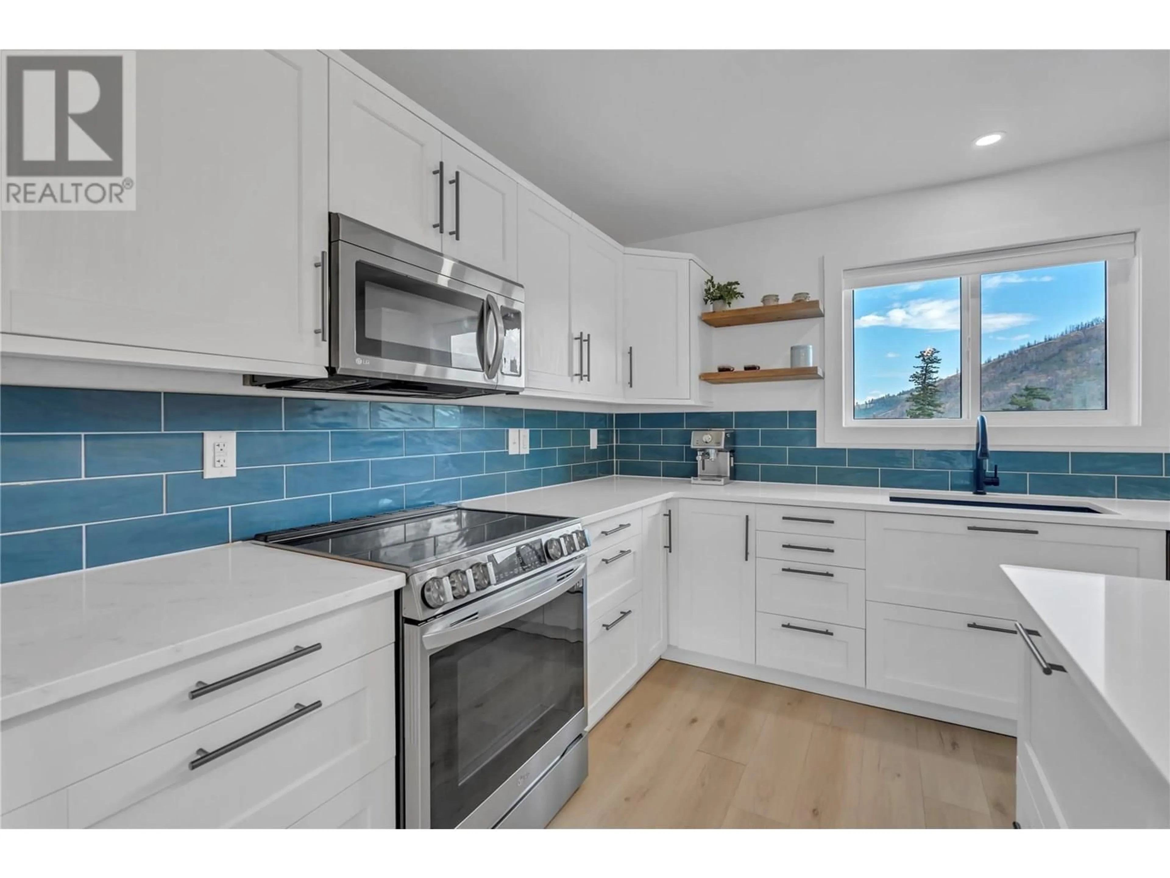 Open concept kitchen, ceramic/tile floor for 285 WESTVIEW ROAD, Kaleden British Columbia V0H1K0