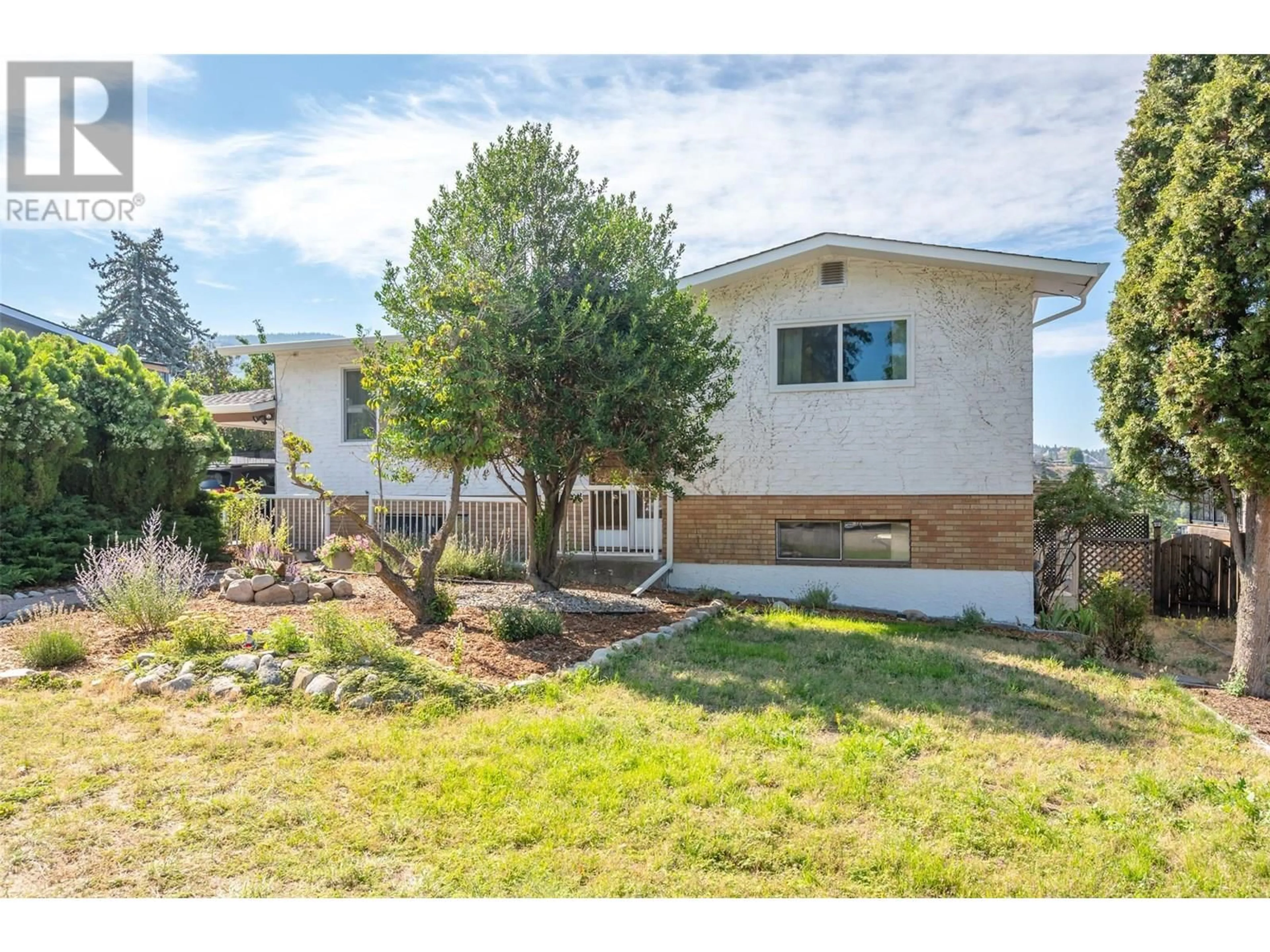 Home with vinyl exterior material, unknown for 112 DUNANT PLACE, Penticton British Columbia V2A3G3
