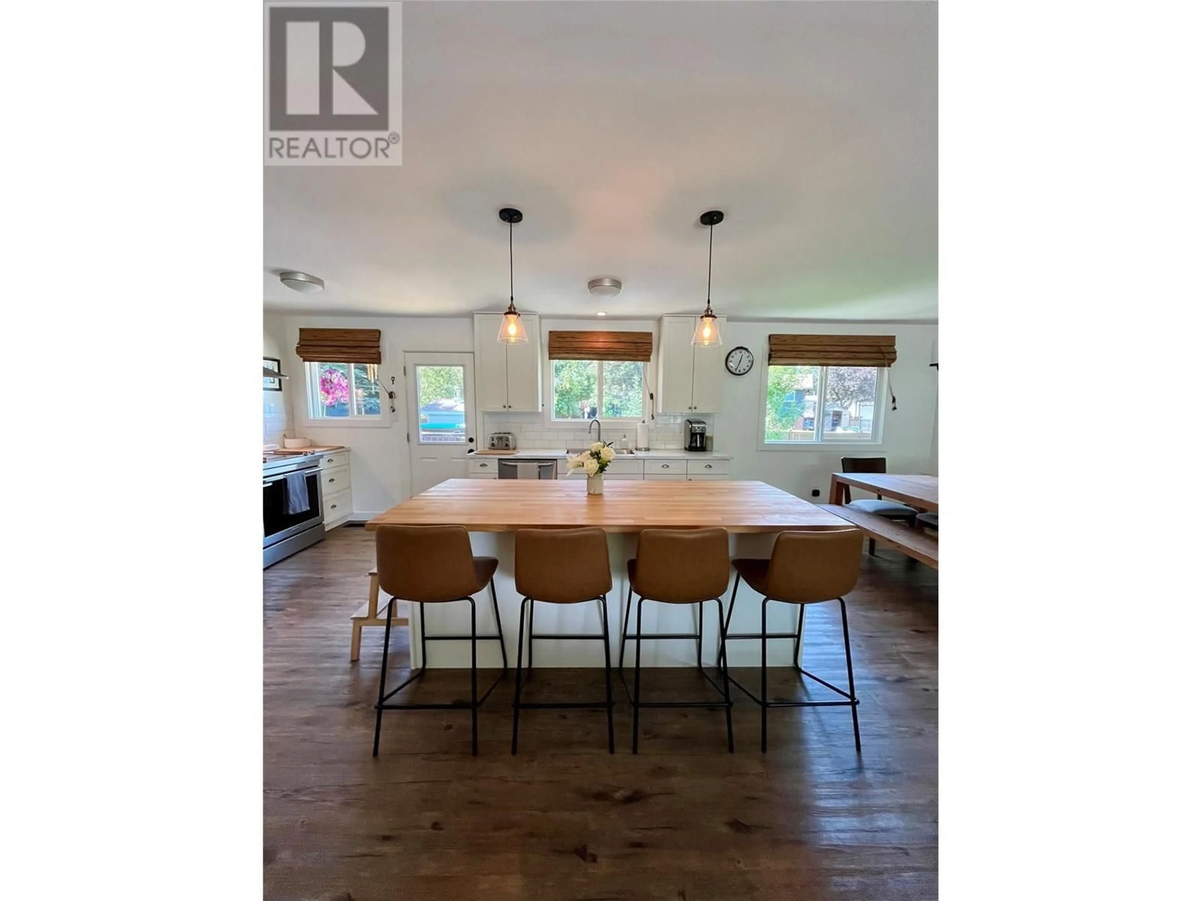Open concept kitchen, unknown for 22 ELKVIEW CRESCENT, Fernie British Columbia V0B1M3