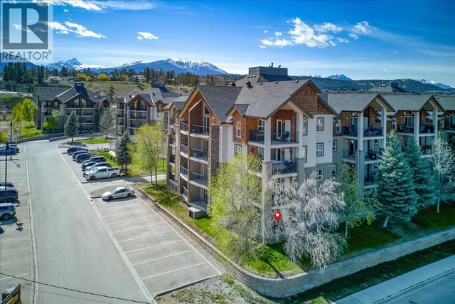 2114 - 205 THIRD AVENUE, Invermere 3