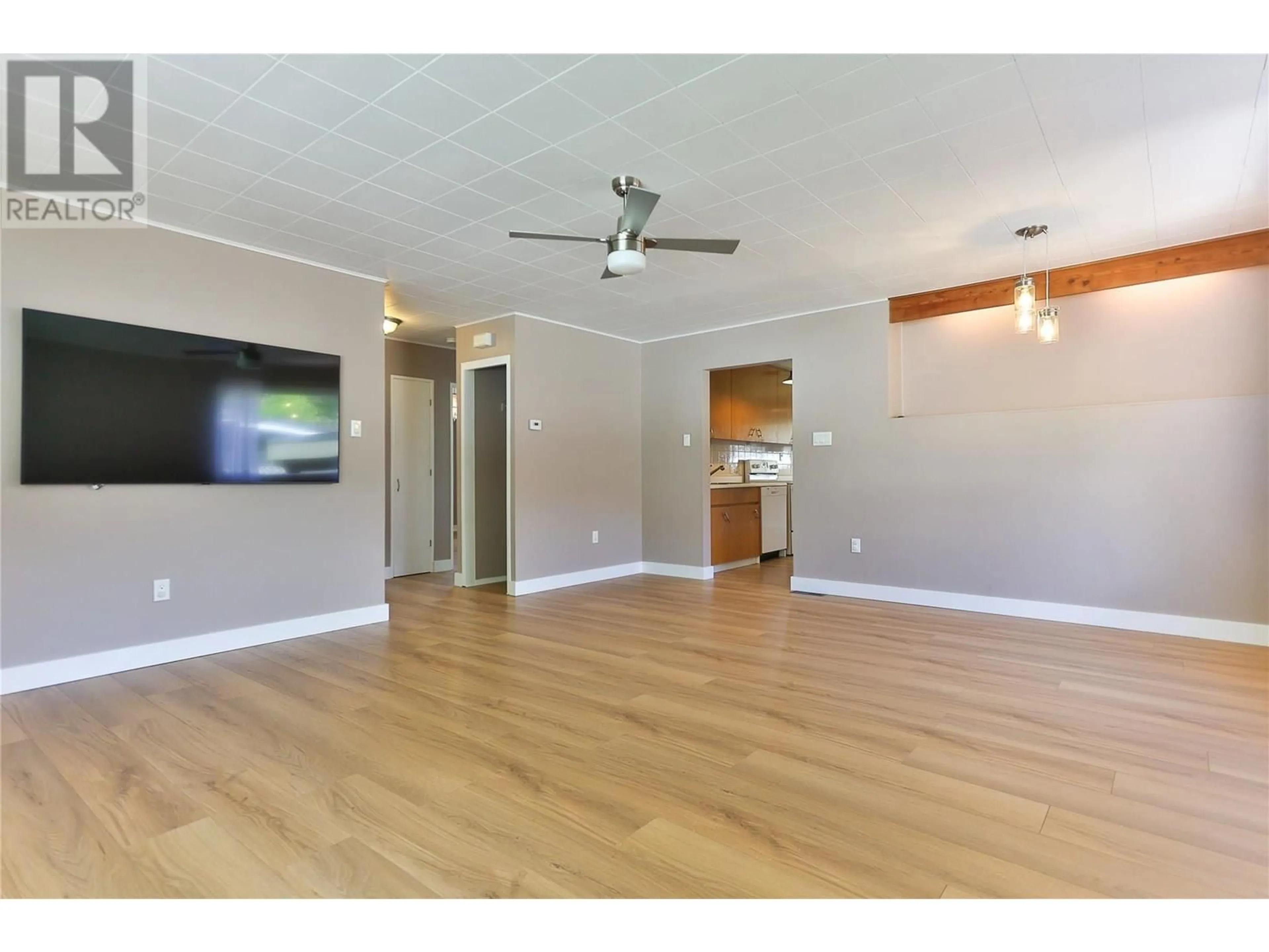 Unknown for 1164 MARIANNA CRESCENT, Trail British Columbia V1R1E1