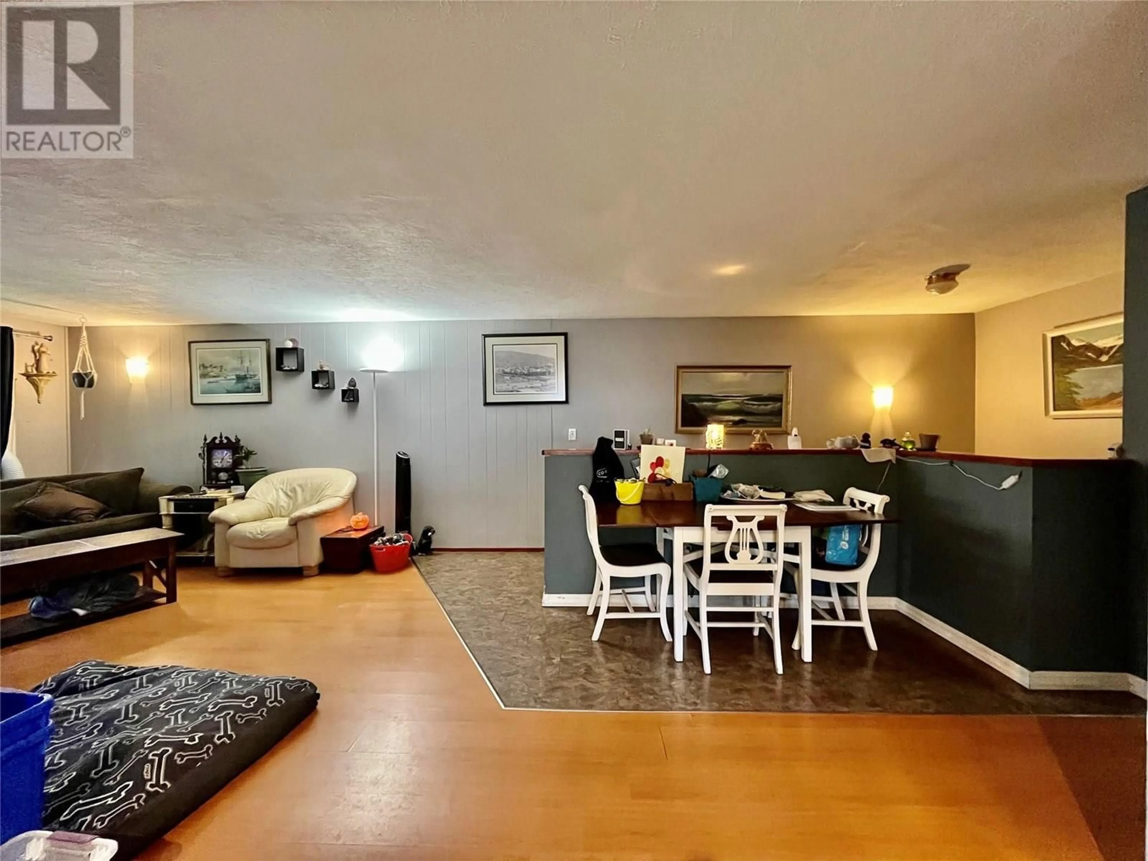 Living room with furniture, unknown for 850 COLUMBIA CRESCENT, Nakusp British Columbia V0G1R0