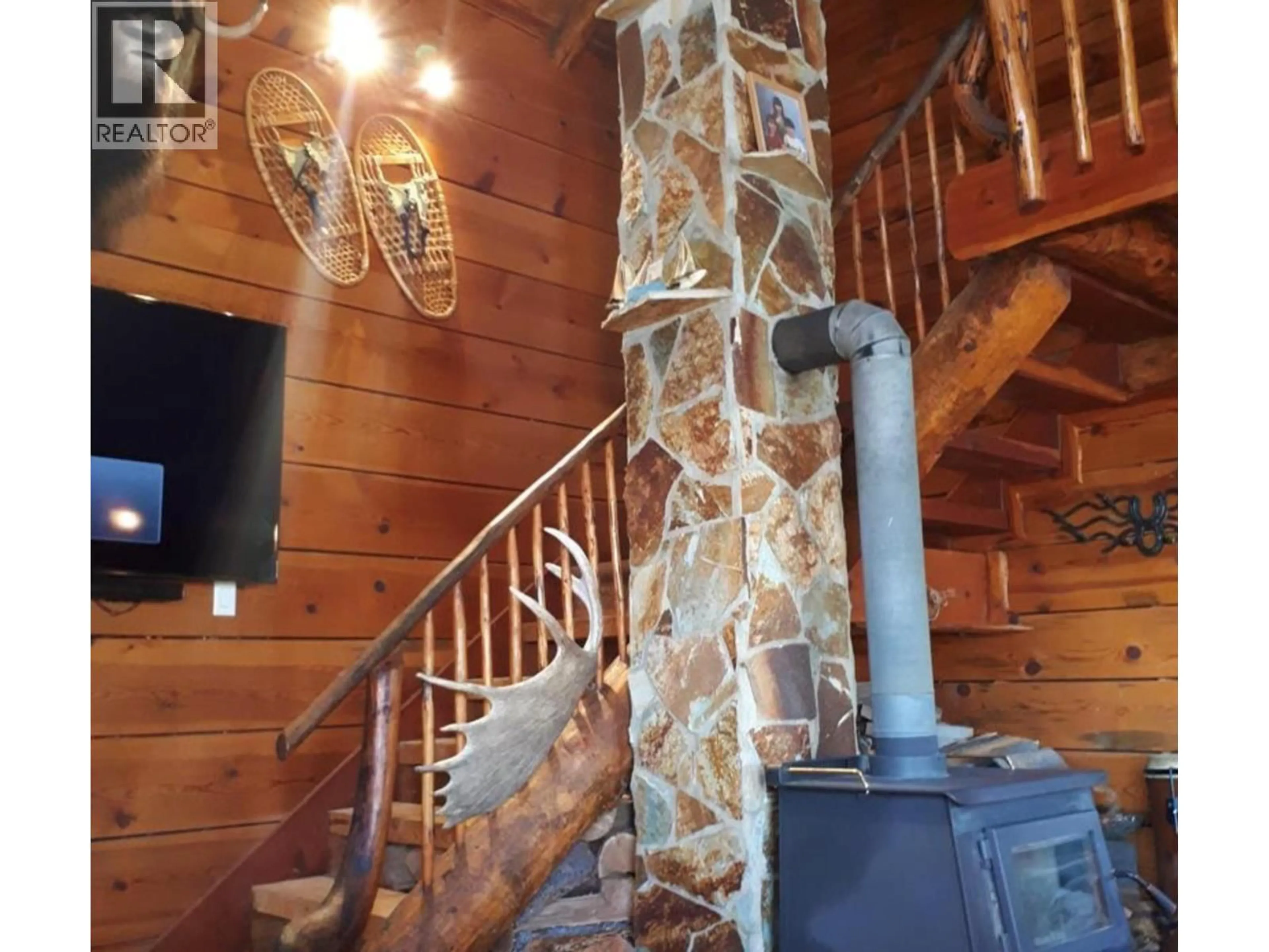 Unknown for 7142 FINTRY DELTA ROAD NORTH, Kelowna British Columbia V1Z3T9