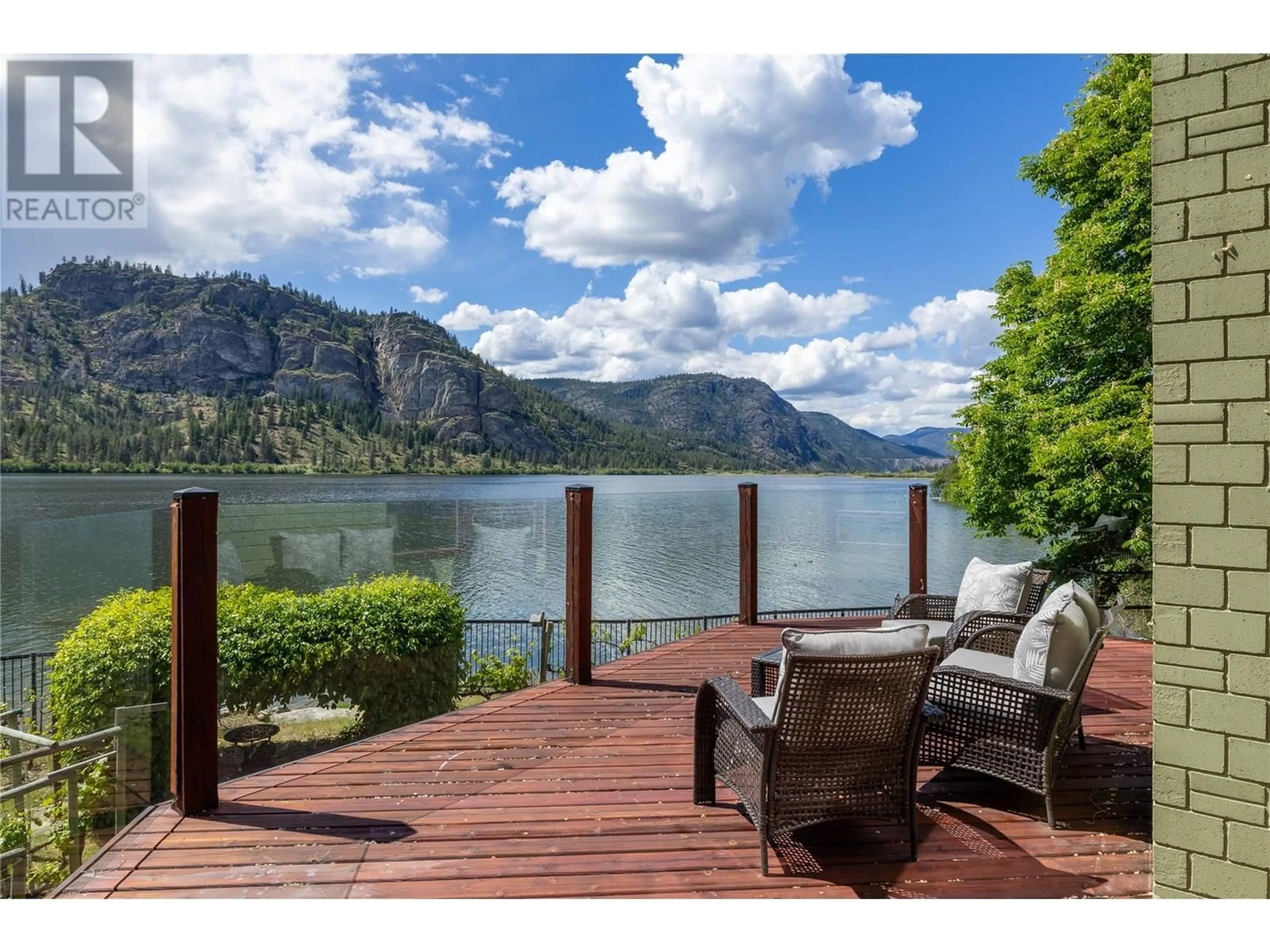 Patio, water/lake/river/ocean view for 3104 VASEUX LAKE CRESCENT, Okanagan Falls British Columbia V0H1R2