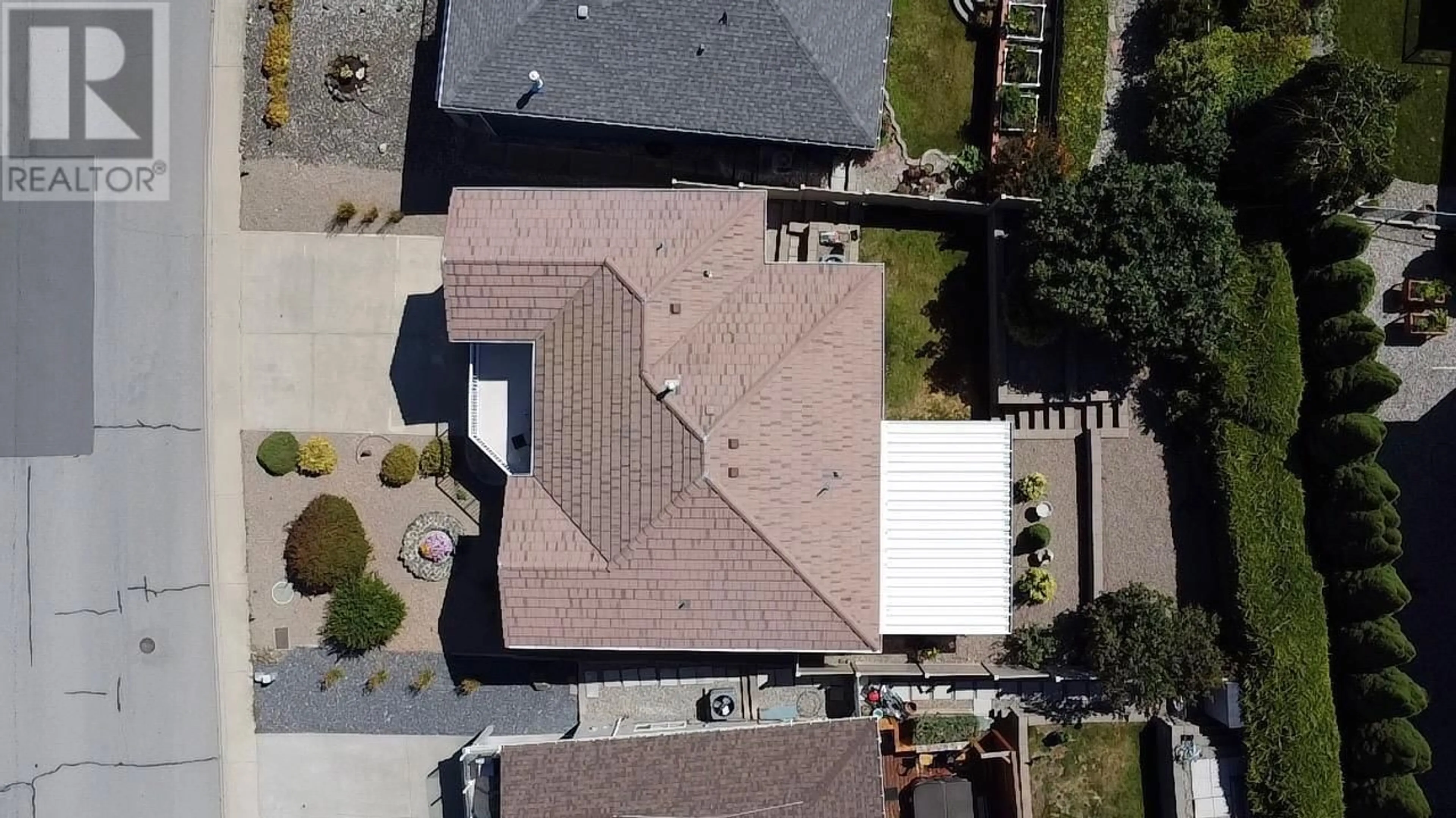A pic from outside/outdoor area/front of a property/back of a property/a pic from drone, street for 11902 GOLF COURSE DRIVE, Osoyoos British Columbia V0H1V4