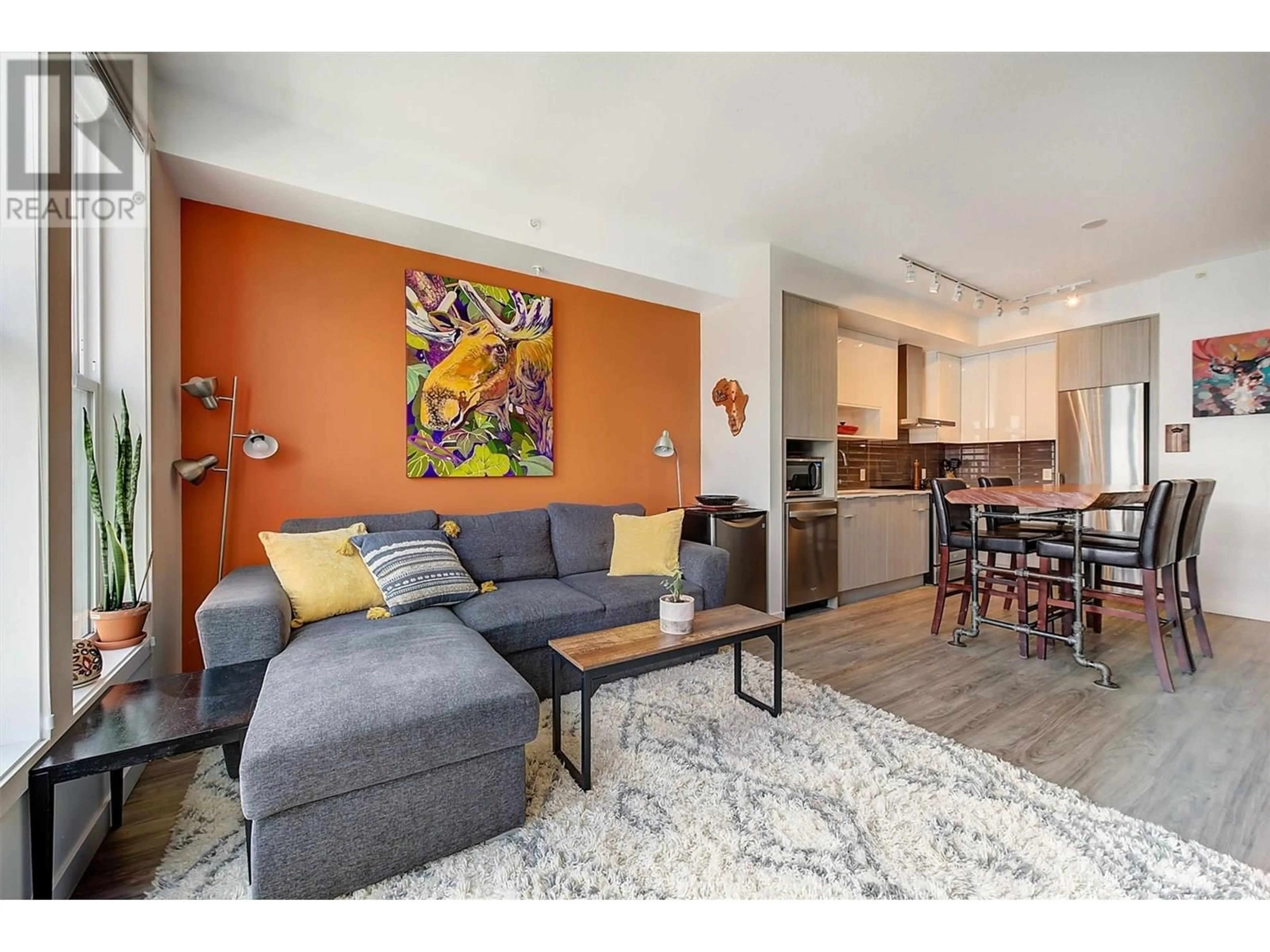 Living room with furniture, unknown for PH12 - 1775 CHAPMAN PLACE, Kelowna British Columbia V1Y0G3