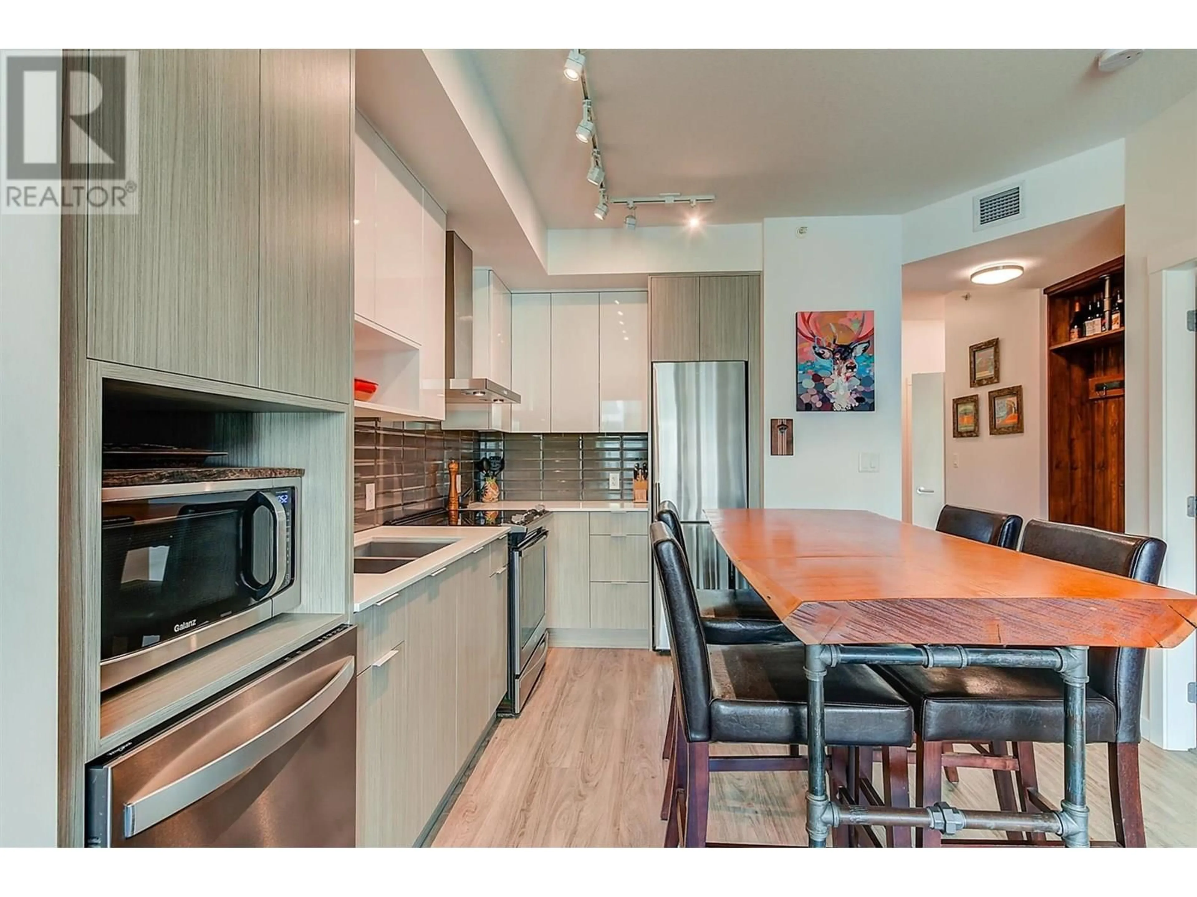 Open concept kitchen, unknown for PH12 - 1775 CHAPMAN PLACE, Kelowna British Columbia V1Y0G3