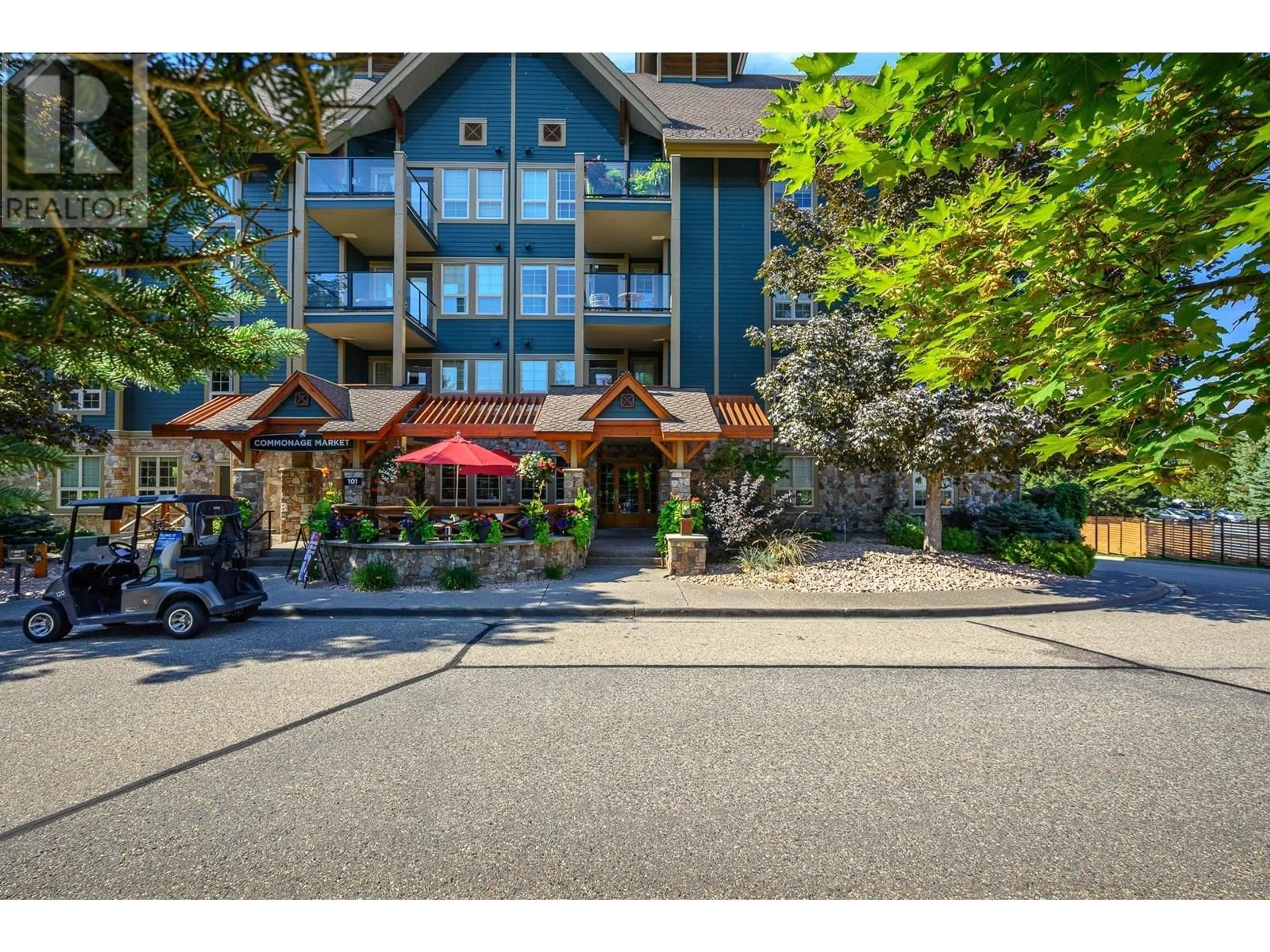 Patio, street for 431 - 101 VILLAGE CENTRE COURT, Vernon British Columbia V1H1V8