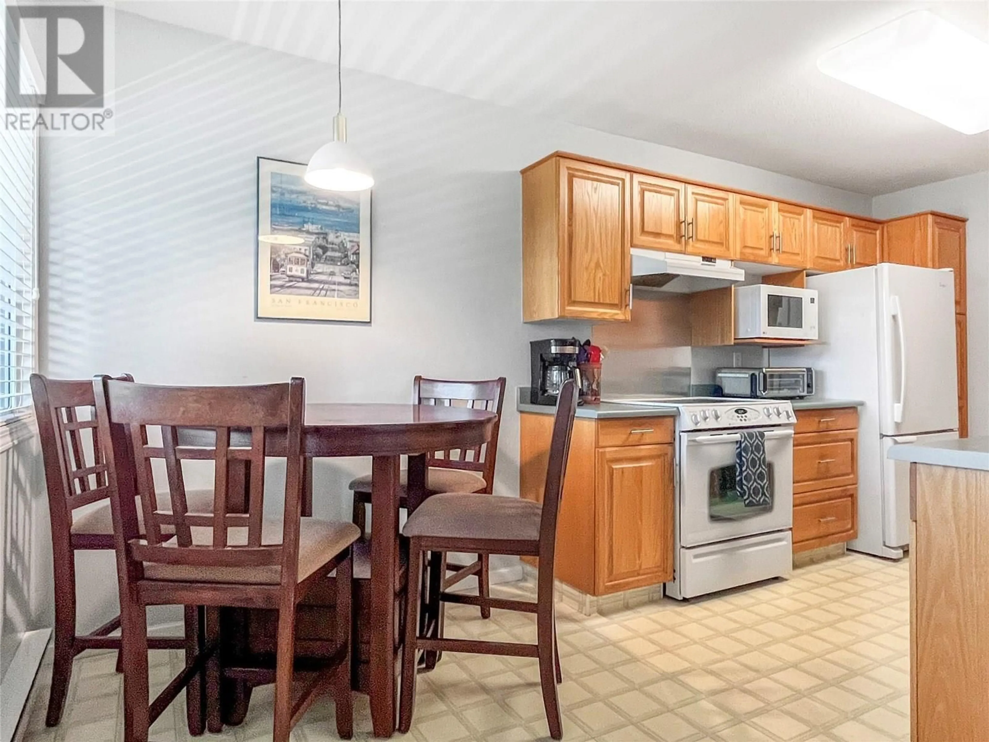 Standard kitchen, unknown for 308 - 940 GLENWOOD AVENUE, Kelowna British Columbia V1Y9P2