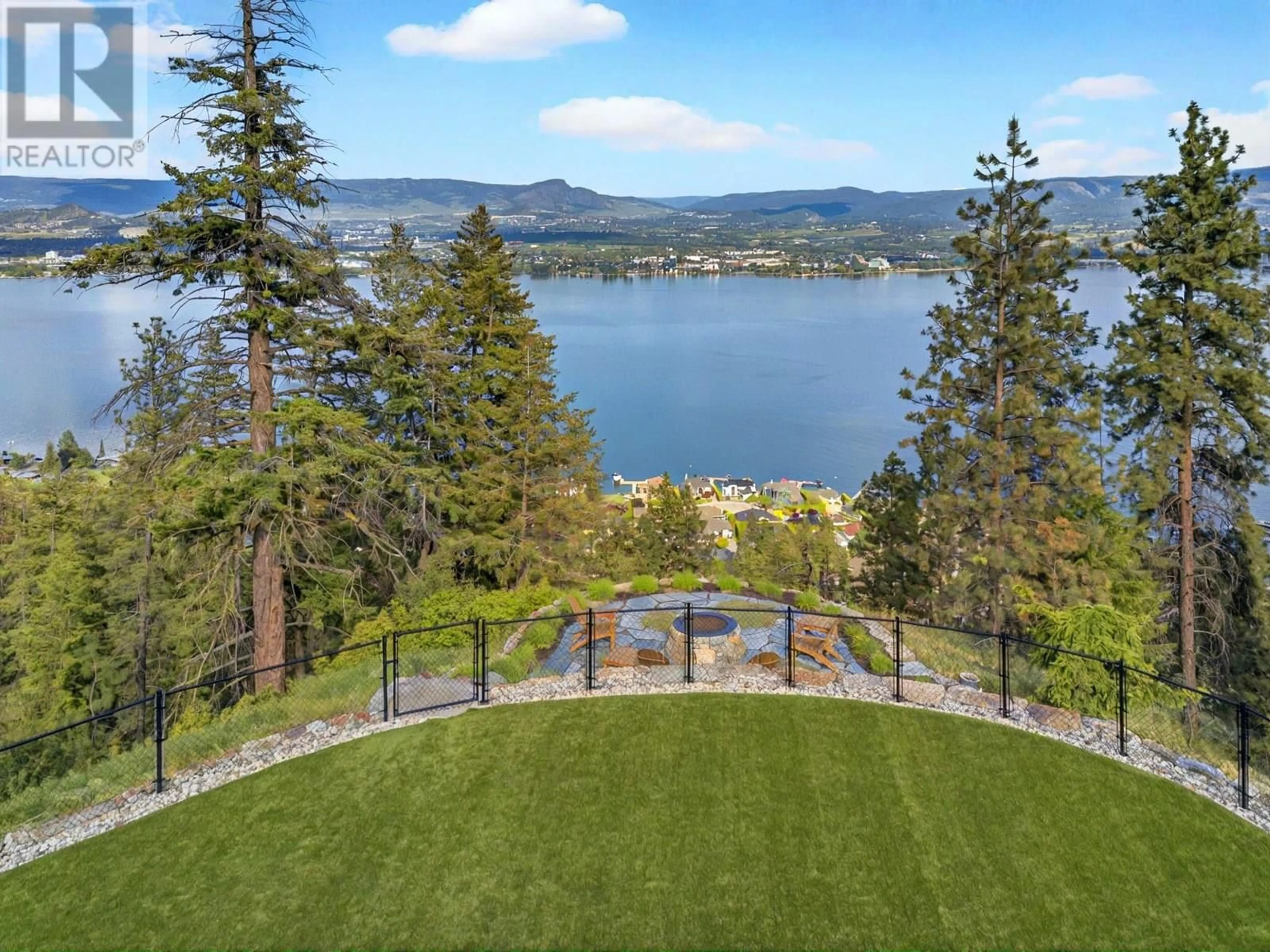 A pic from outside/outdoor area/front of a property/back of a property/a pic from drone, water/lake/river/ocean view for 2519 HILLSBOROUGH ROAD, West Kelowna British Columbia V1Z3E8