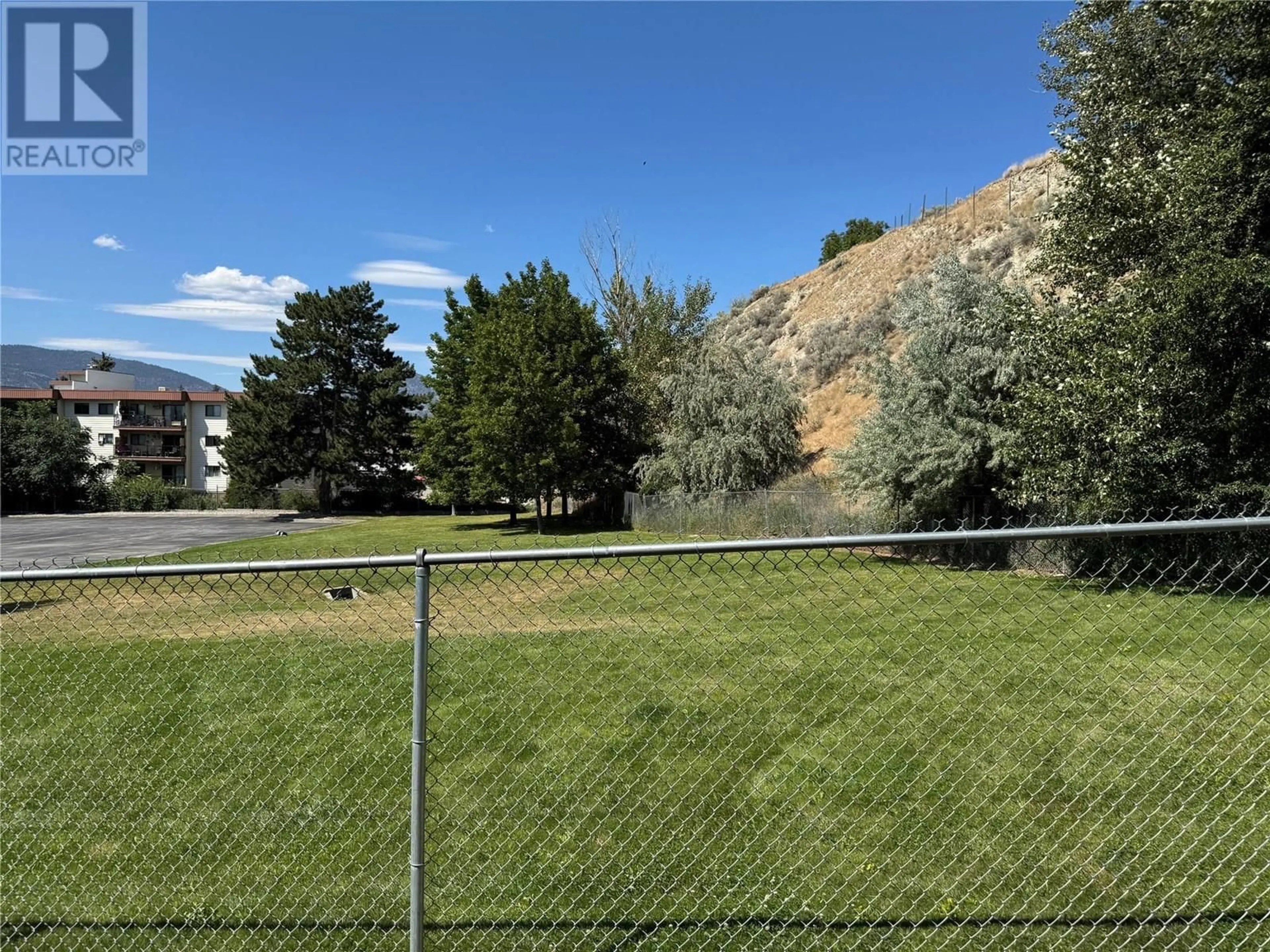 A pic from outside/outdoor area/front of a property/back of a property/a pic from drone, mountain view for 120 - 2990 SOUTH MAIN STREET, Penticton British Columbia V2A8Y4