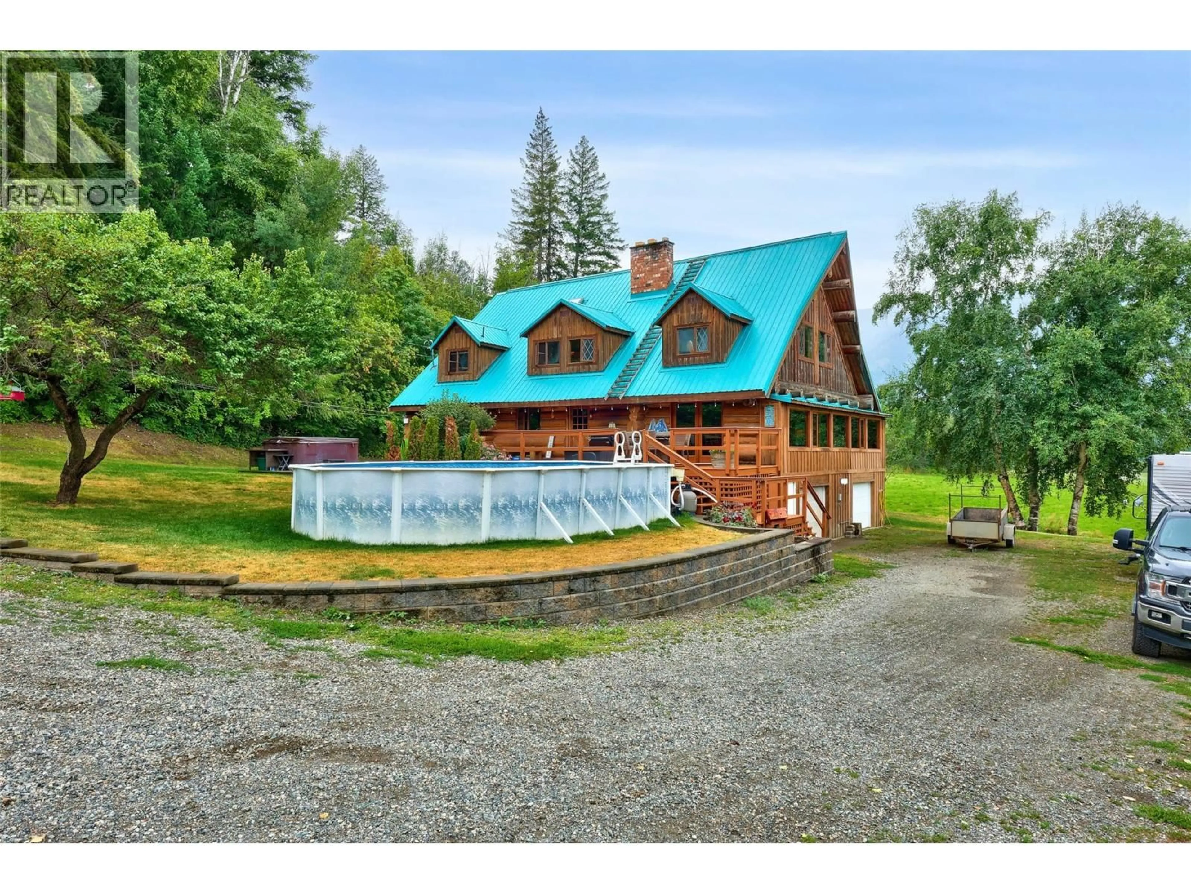 A pic from outside/outdoor area/front of a property/back of a property/a pic from drone, water/lake/river/ocean view for 601 YELLOWHEAD HIGHWAY SOUTH, McLure British Columbia V0E2H0
