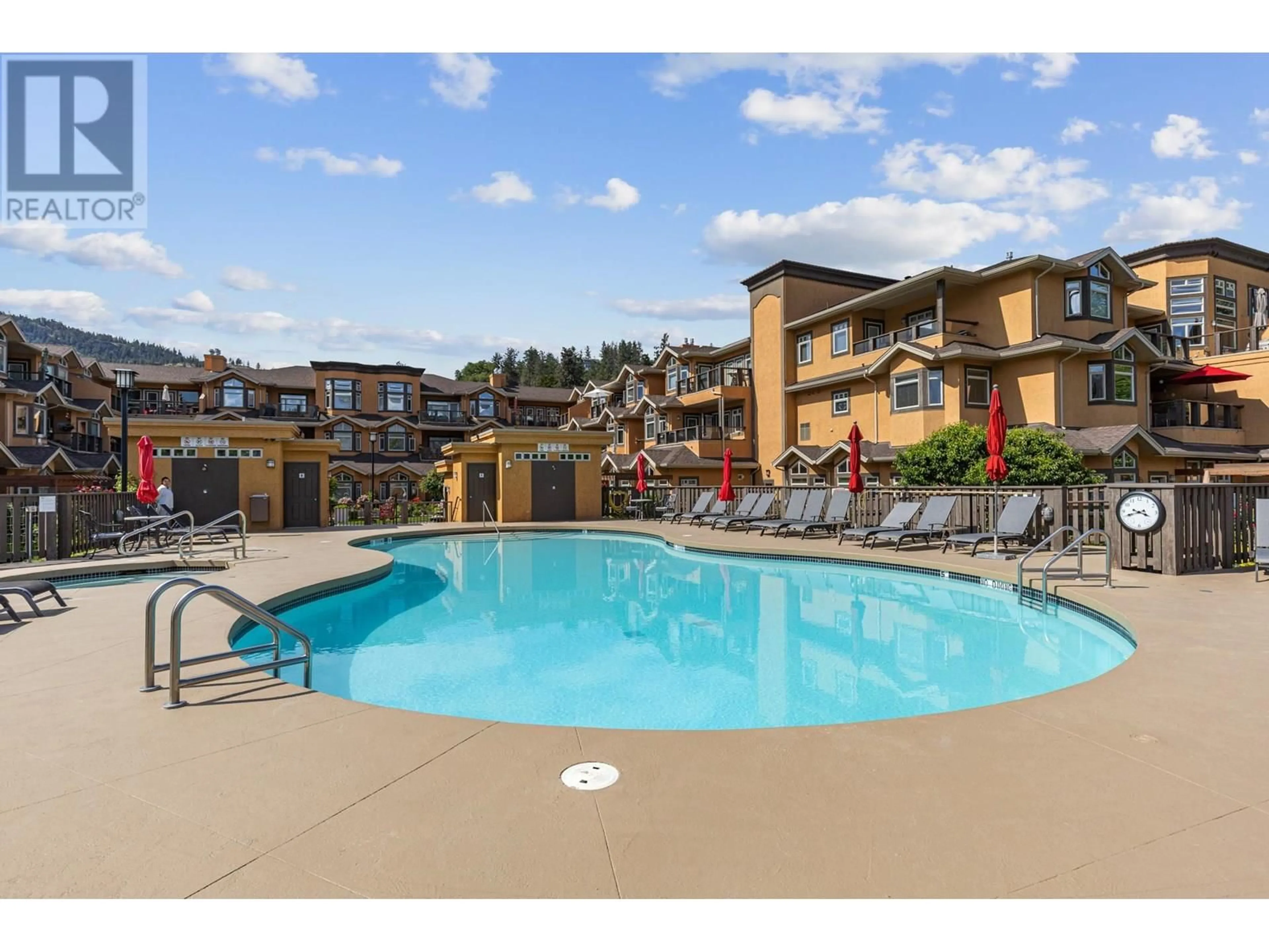 Pool for 227 - 3996 BEACH AVENUE, Peachland British Columbia V0H1X5