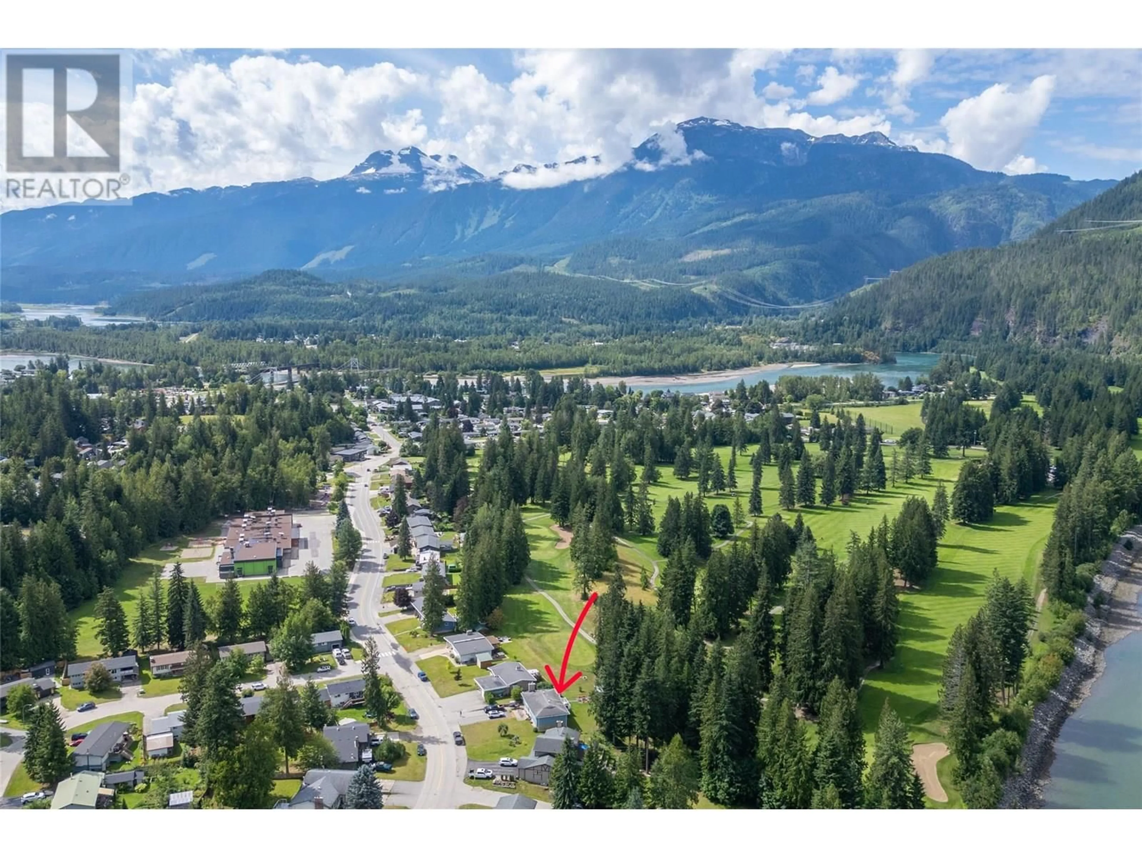 A pic from outside/outdoor area/front of a property/back of a property/a pic from drone, mountain view for 135 COLBECK ROAD, Revelstoke British Columbia V0E2S0