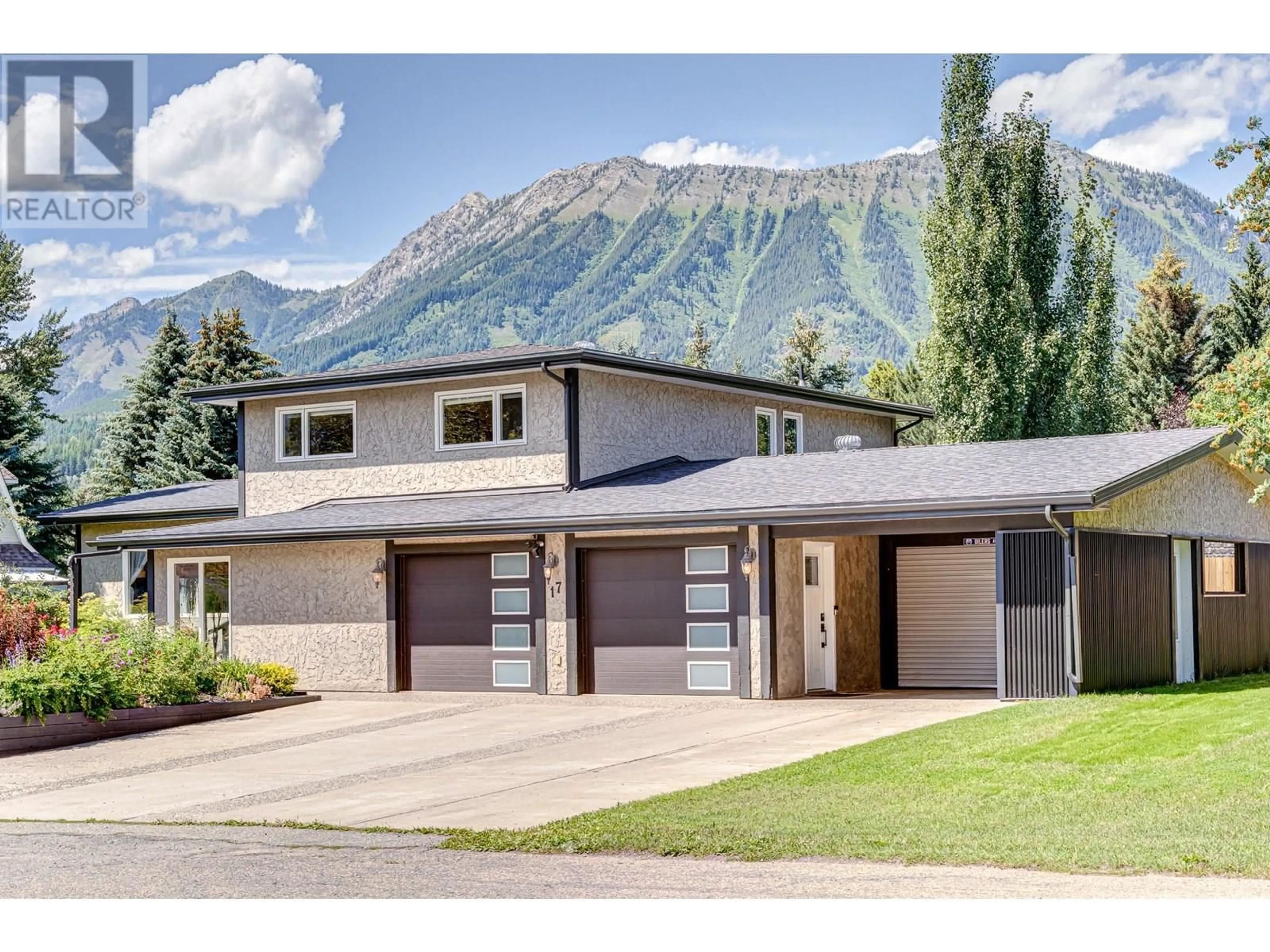 Unknown for 17 PINE CRESCENT, Fernie British Columbia V0B1M2