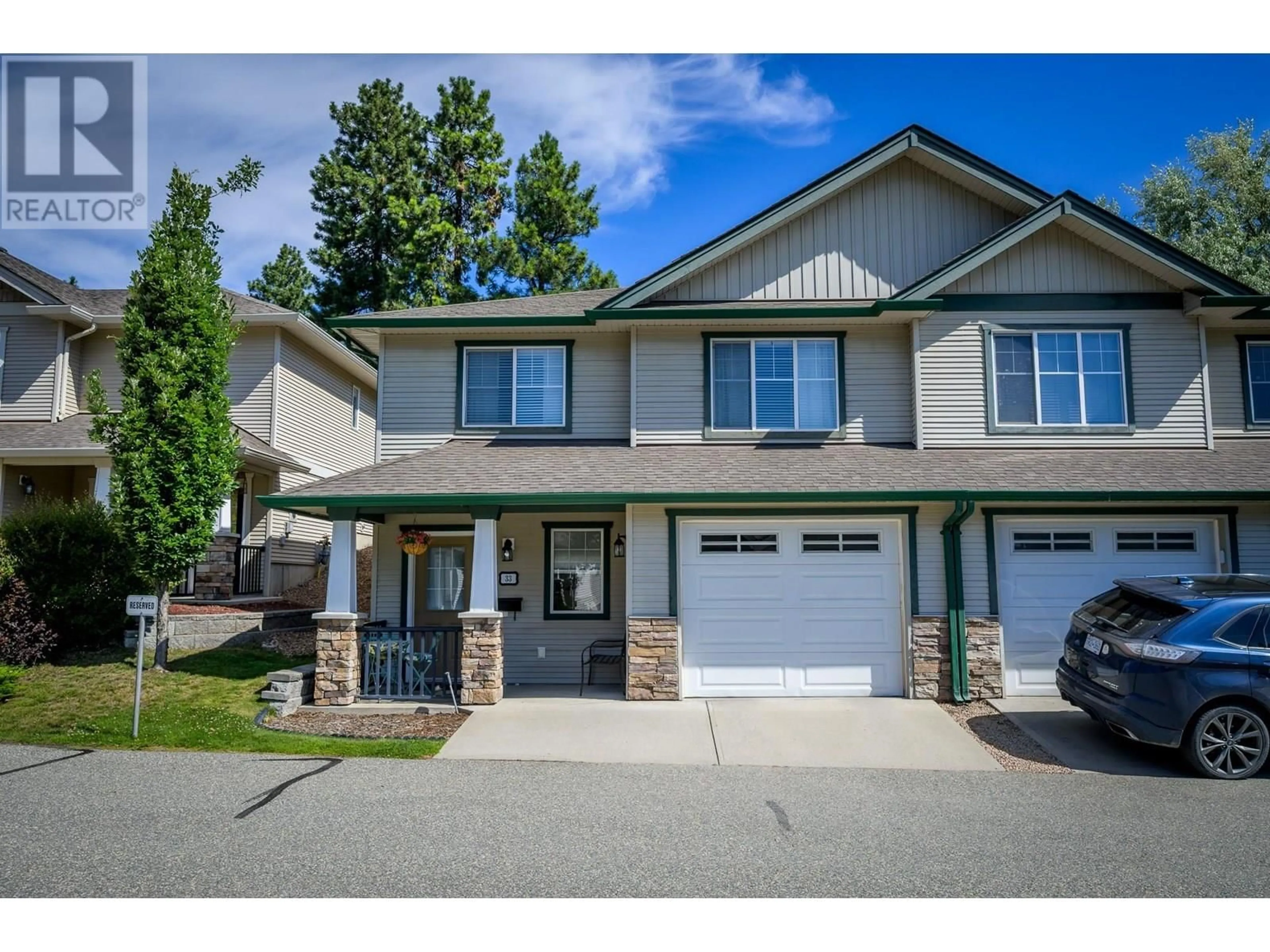 A pic from outside/outdoor area/front of a property/back of a property/a pic from drone, street for 33 - 1940 HILLSIDE DRIVE, Kamloops British Columbia V2E2T3