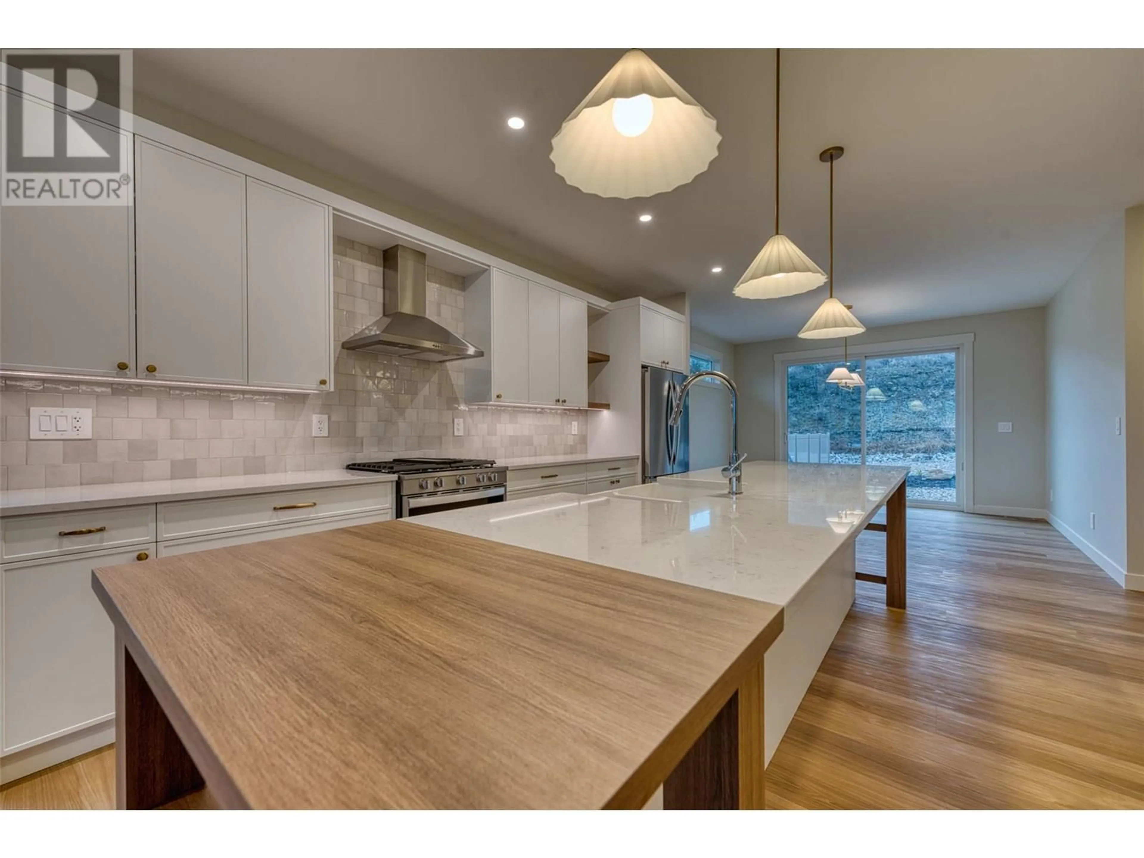 Open concept kitchen, unknown for 121 - 7760 OKANAGAN LANDING ROAD, Okanagan Landing British Columbia V1H1H2
