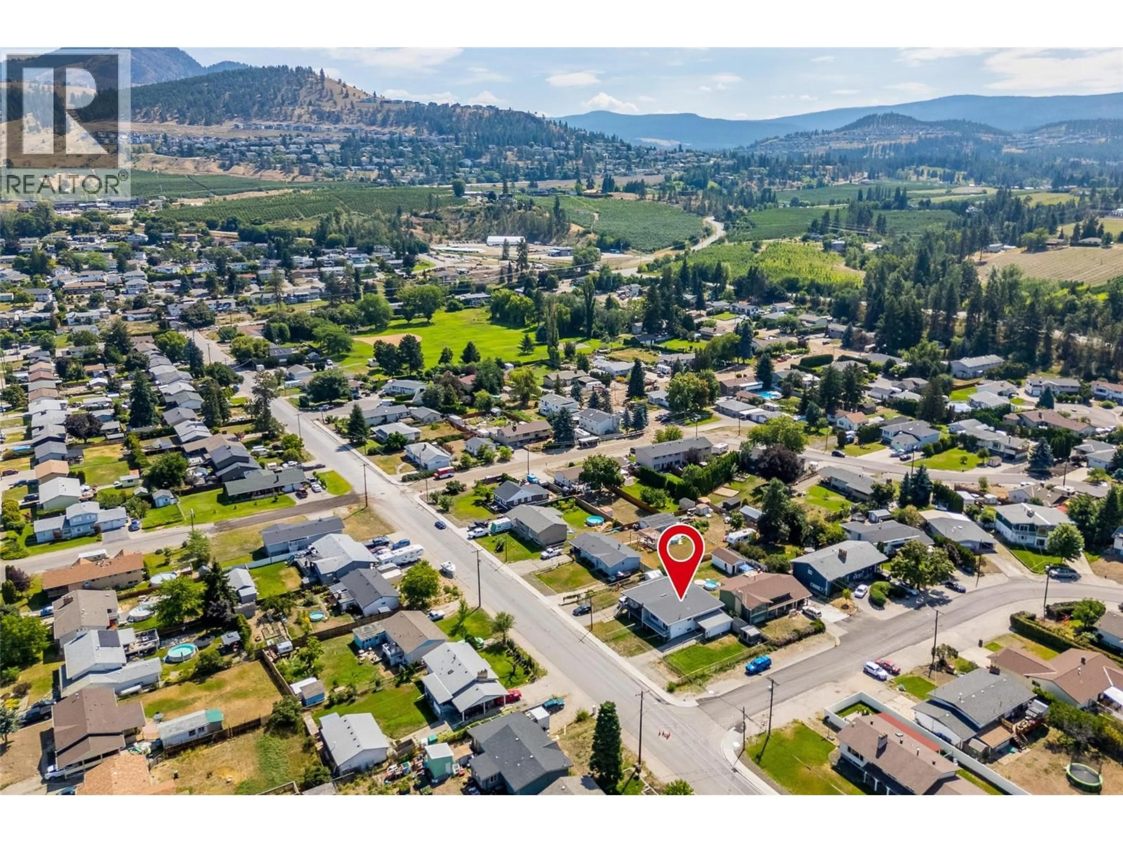 A pic from outside/outdoor area/front of a property/back of a property/a pic from drone, mountain view for 695 BELGO ROAD, Kelowna British Columbia V1X3A6