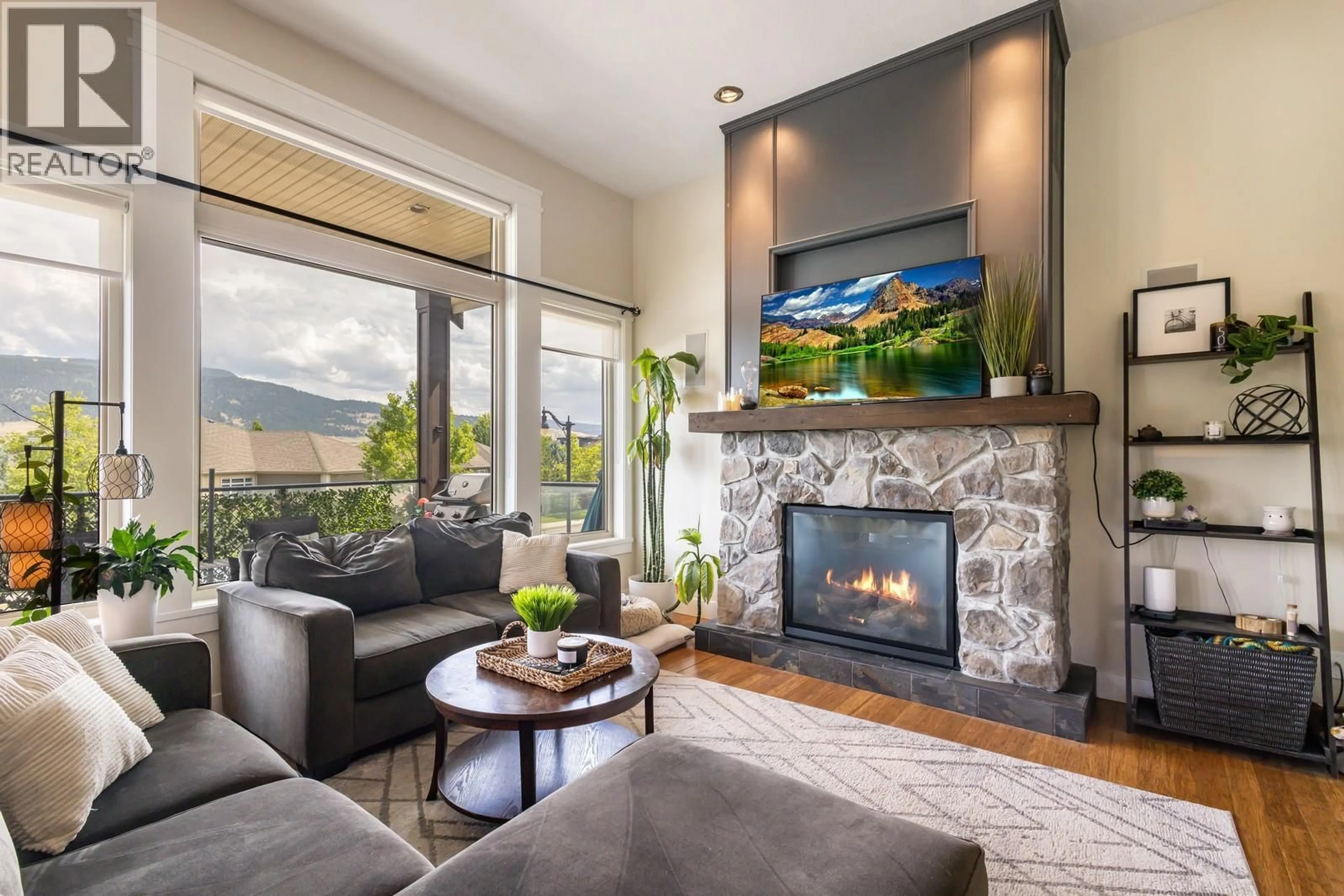 Living room with furniture, unknown for 13074 LAKE HILL DRIVE, Lake Country British Columbia V4V2P8