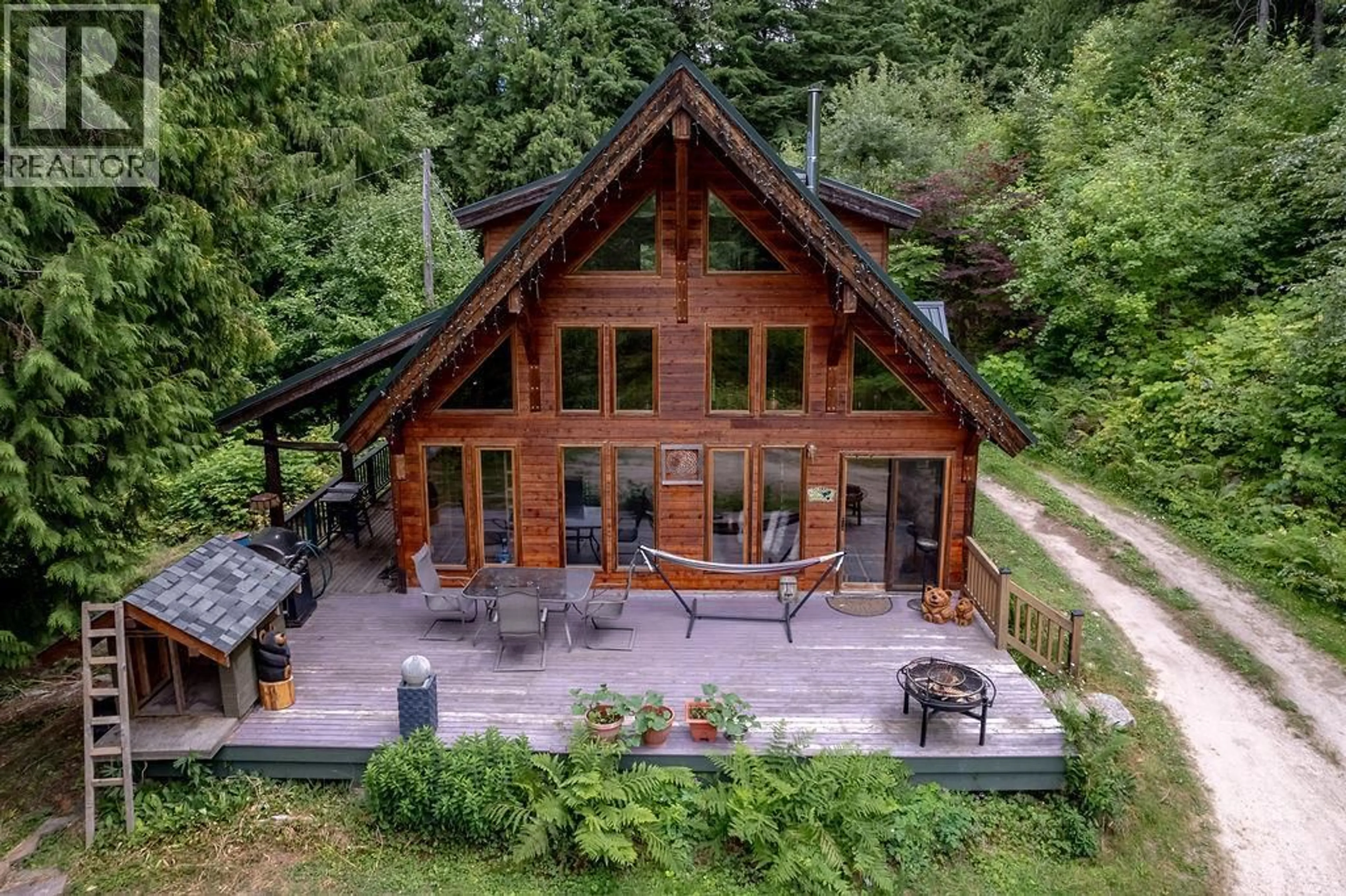 A pic from outside/outdoor area/front of a property/back of a property/a pic from drone, unknown for 2987 SLOCAN VALLEY ROAD W ROAD, Slocan Park British Columbia V0G2E0