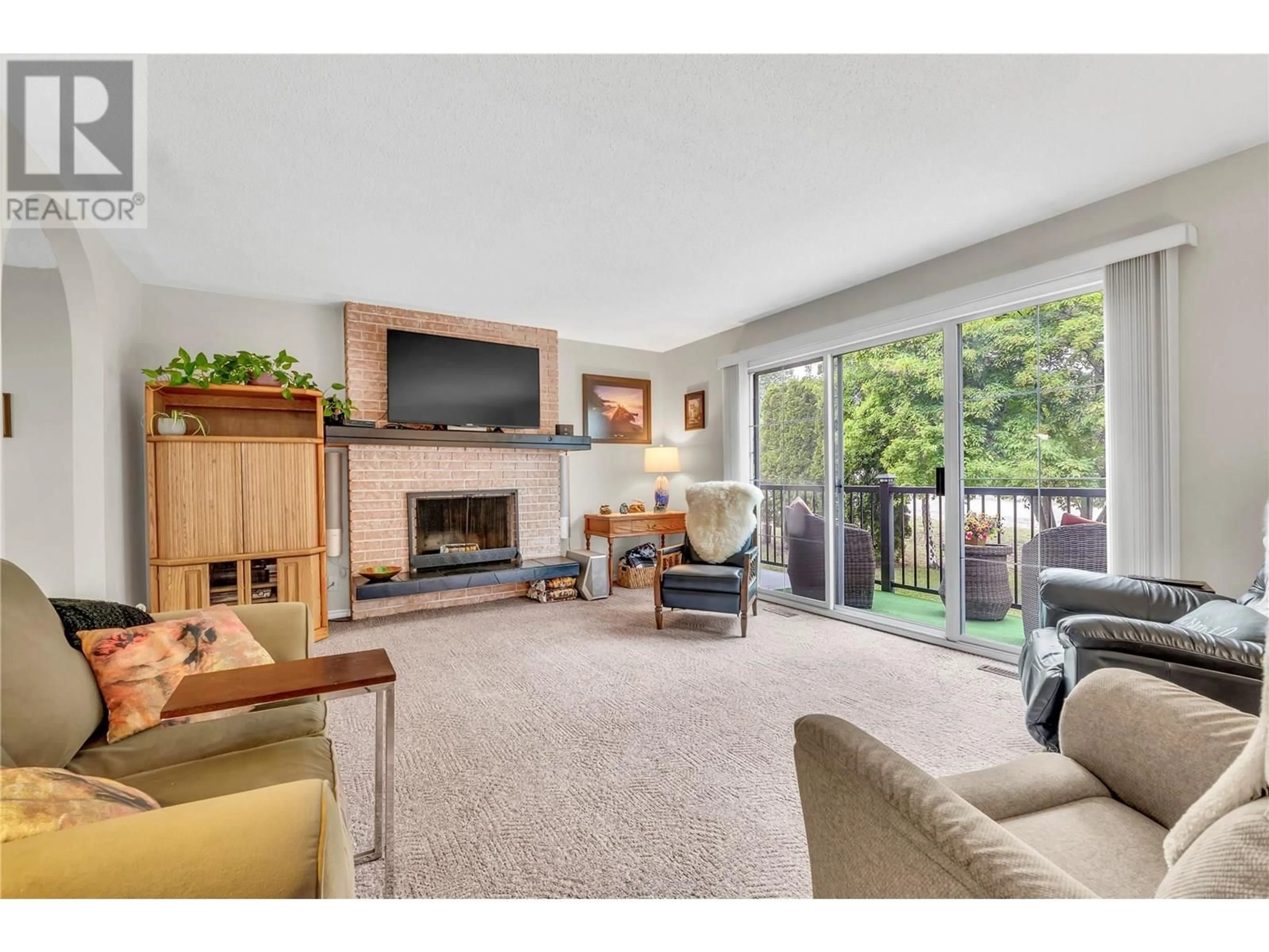 Living room with furniture, unknown for 2887 ABERDEEN ROAD, West Kelowna British Columbia V4T1J7