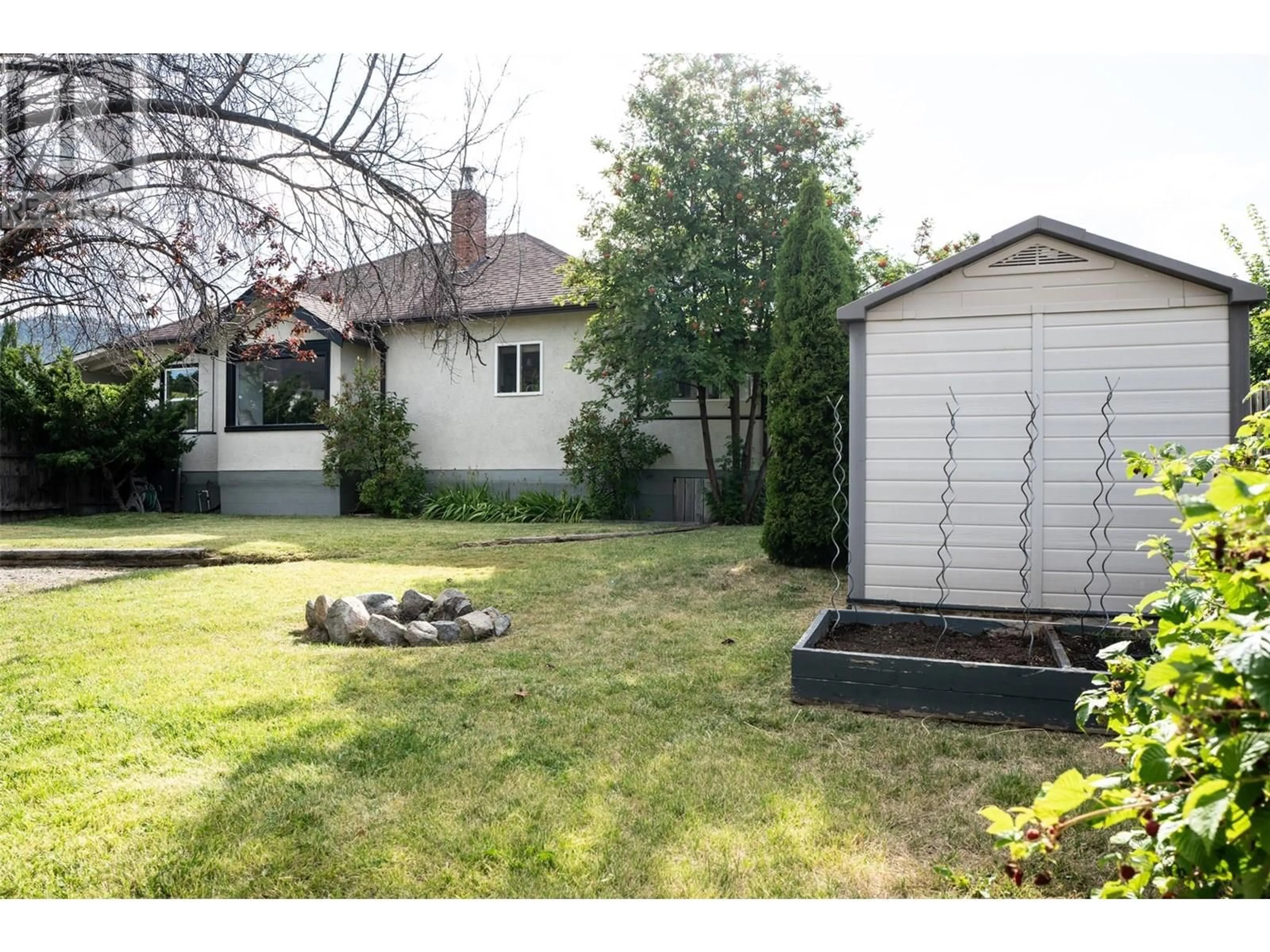 A pic from outside/outdoor area/front of a property/back of a property/a pic from drone, street for 10918 PRAIRIE VALLEY ROAD, Summerland British Columbia V0H1Z8