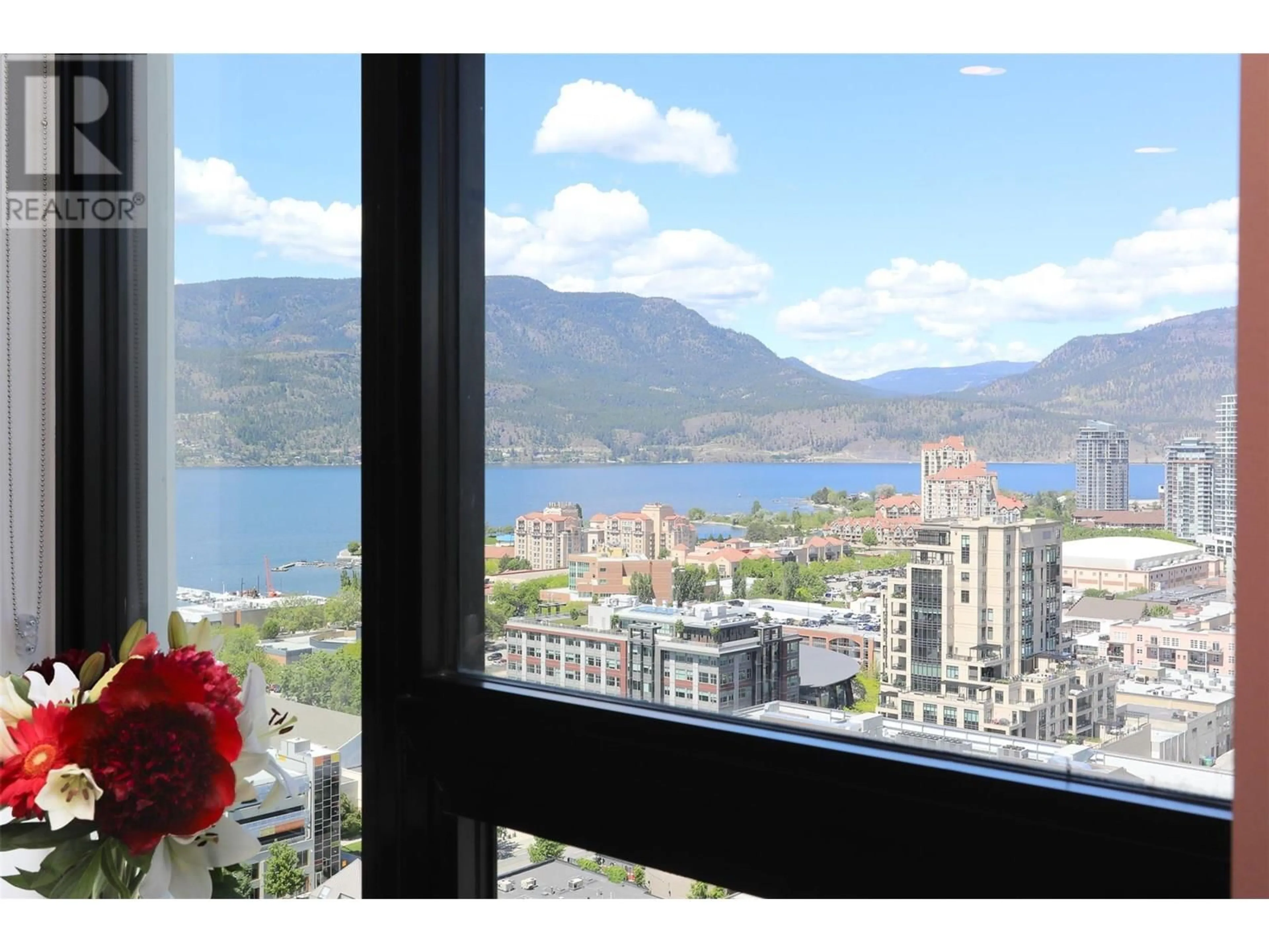 Balcony in the apartment, water/lake/river/ocean view for 2307 - 1471 ST. PAUL STREET, Kelowna British Columbia V1Y2E4