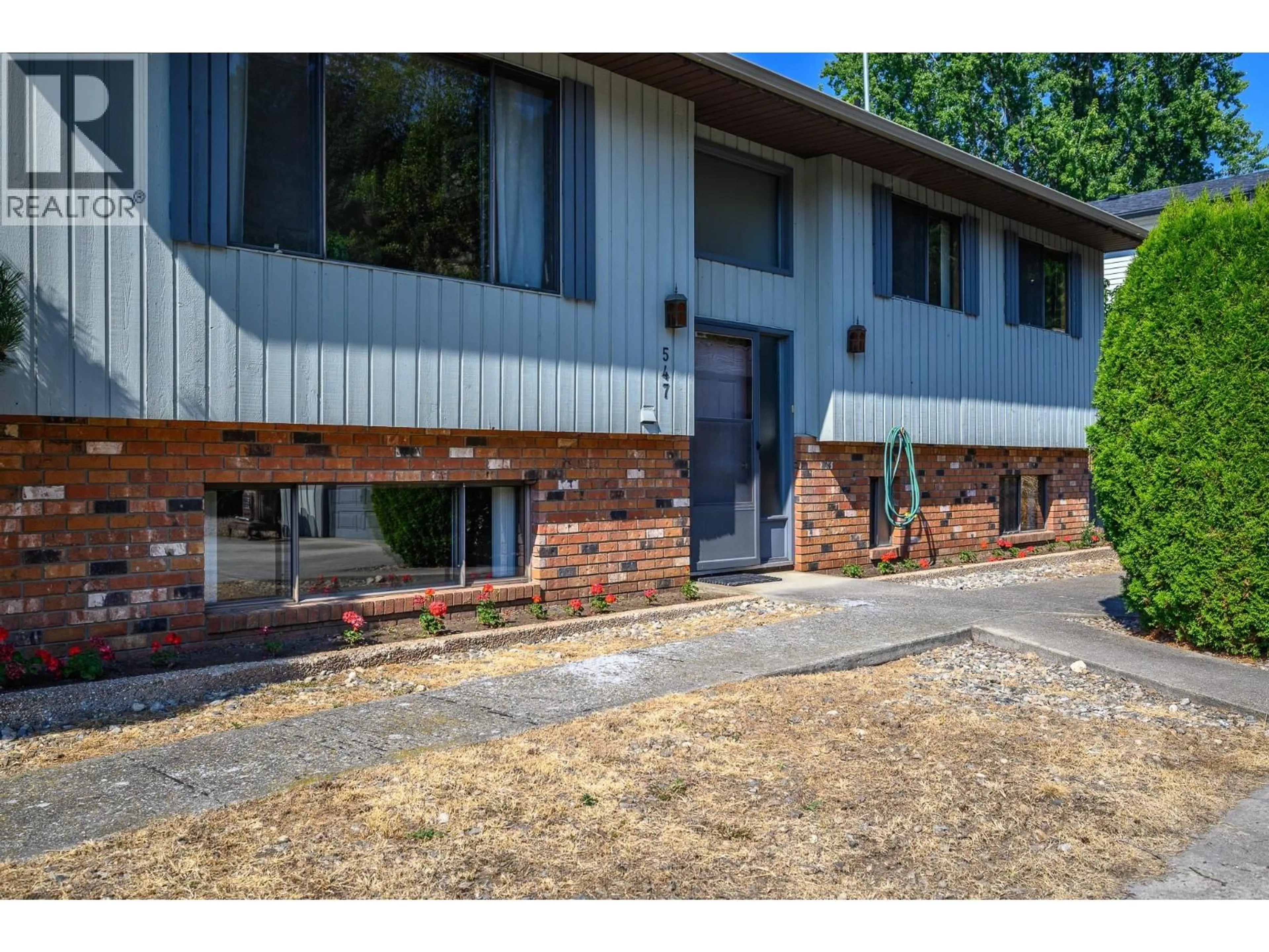 Home with brick exterior material, street for 547 ROBIN ROAD, Vernon British Columbia V1B3B2