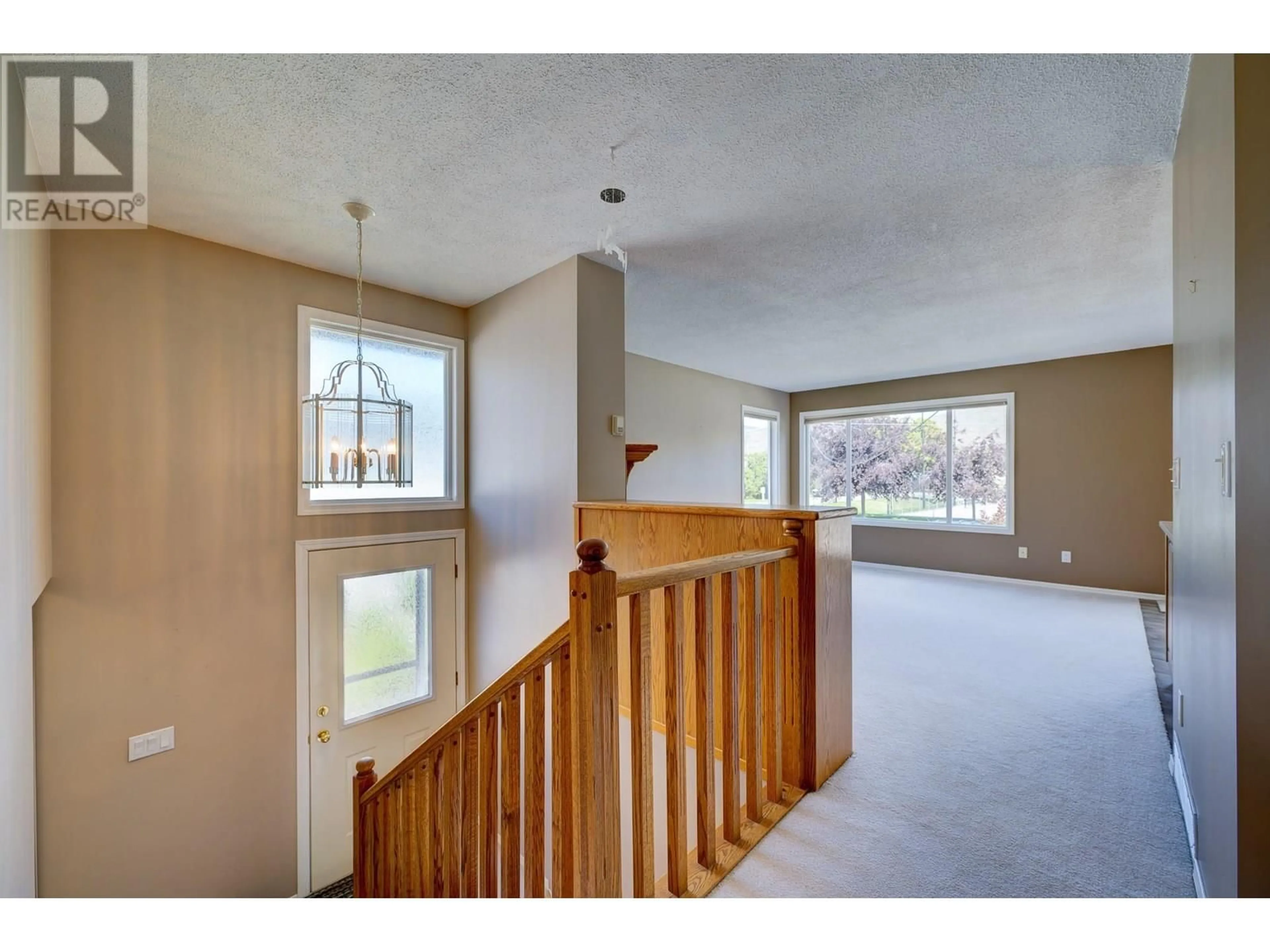 Unknown for 2483 FLEETWOOD AVENUE, Kamloops British Columbia V2B4T1