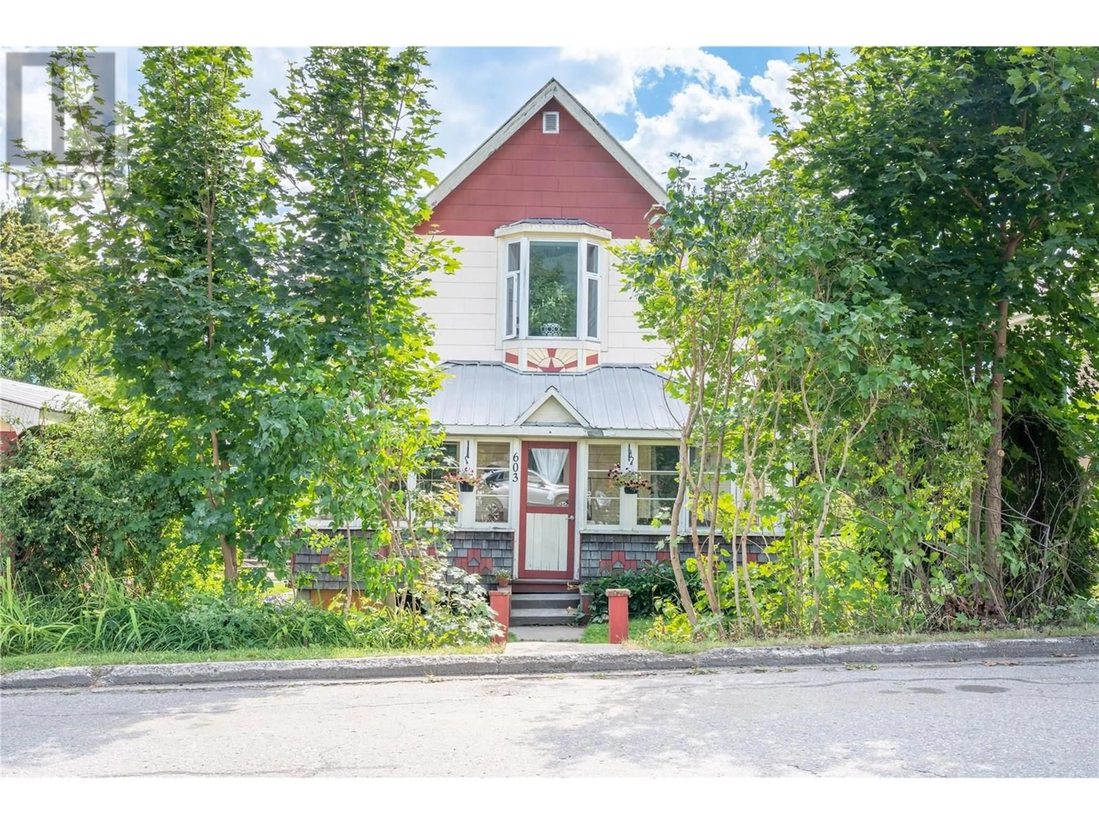 A pic from outside/outdoor area/front of a property/back of a property/a pic from drone, street for 603 EIGHTH STREET EAST, Revelstoke British Columbia V0E2S0