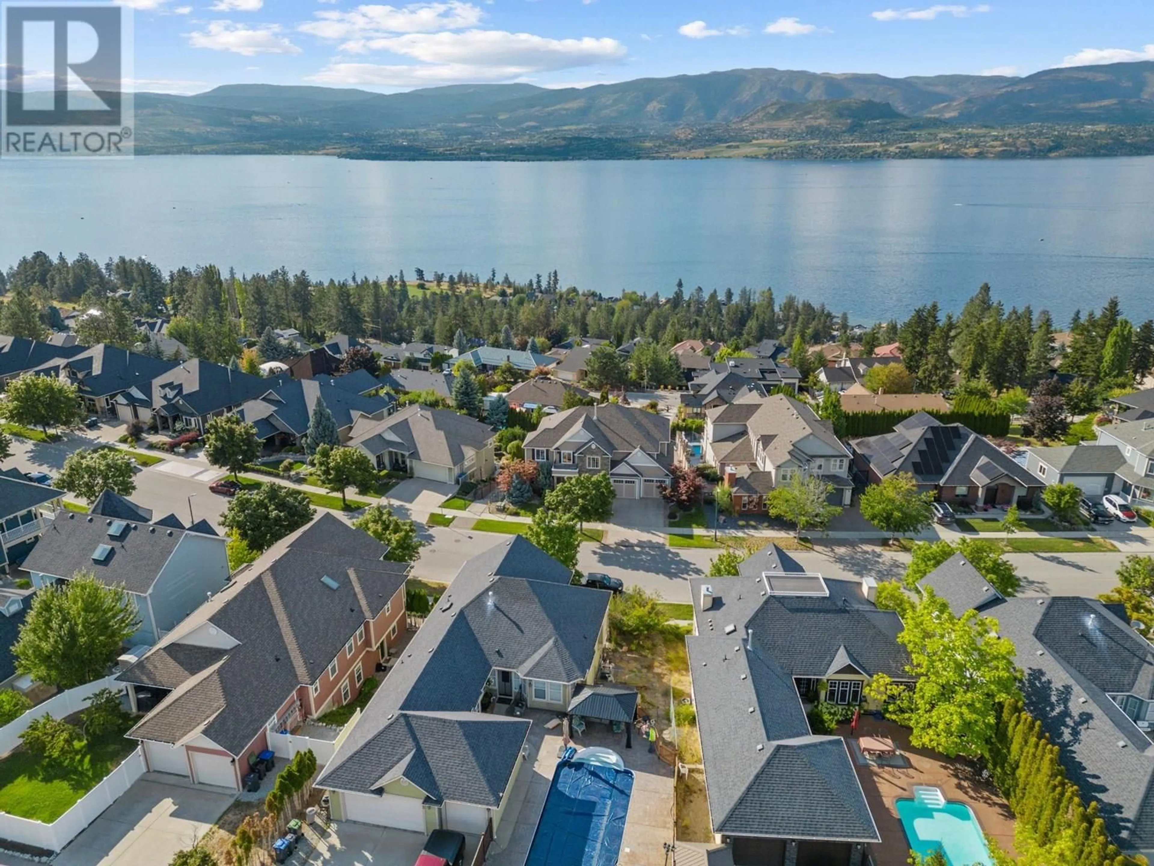 A pic from outside/outdoor area/front of a property/back of a property/a pic from drone, water/lake/river/ocean view for 374 QUILCHENA DRIVE, Kelowna British Columbia V1W4W4