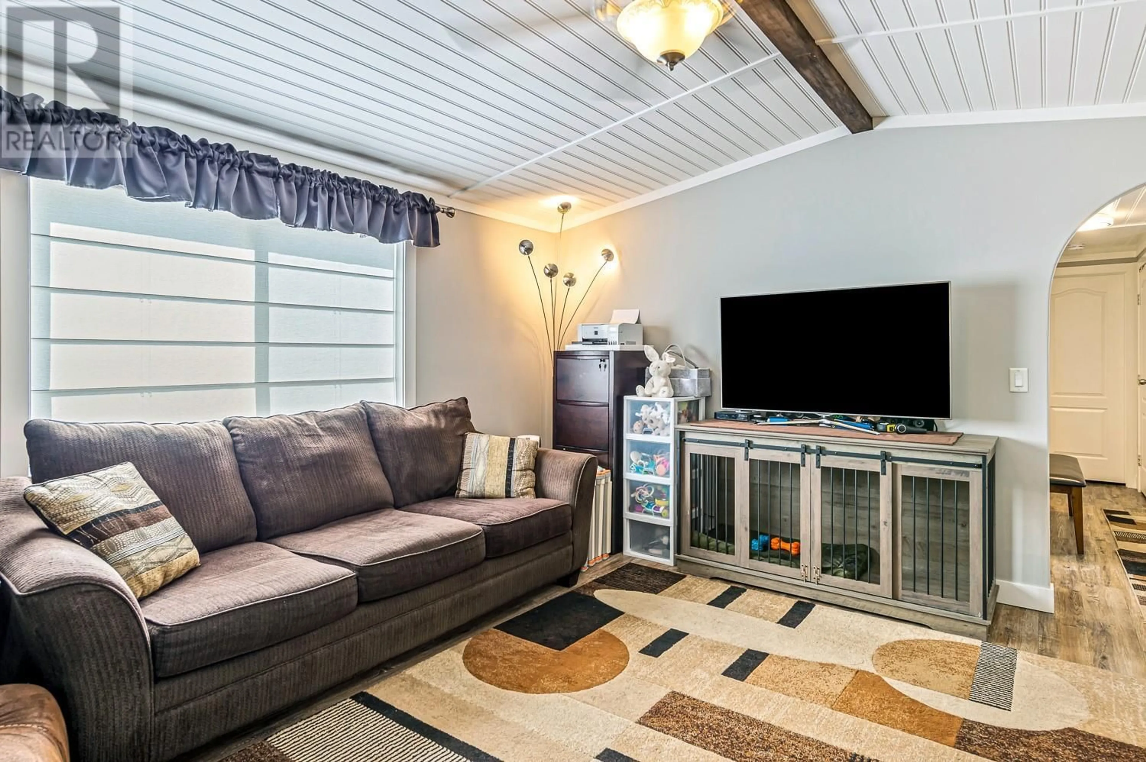 Living room with furniture, unknown for 136 - 2550 HOLLYWOOD ROAD NORTH, Kelowna British Columbia V1V2S6