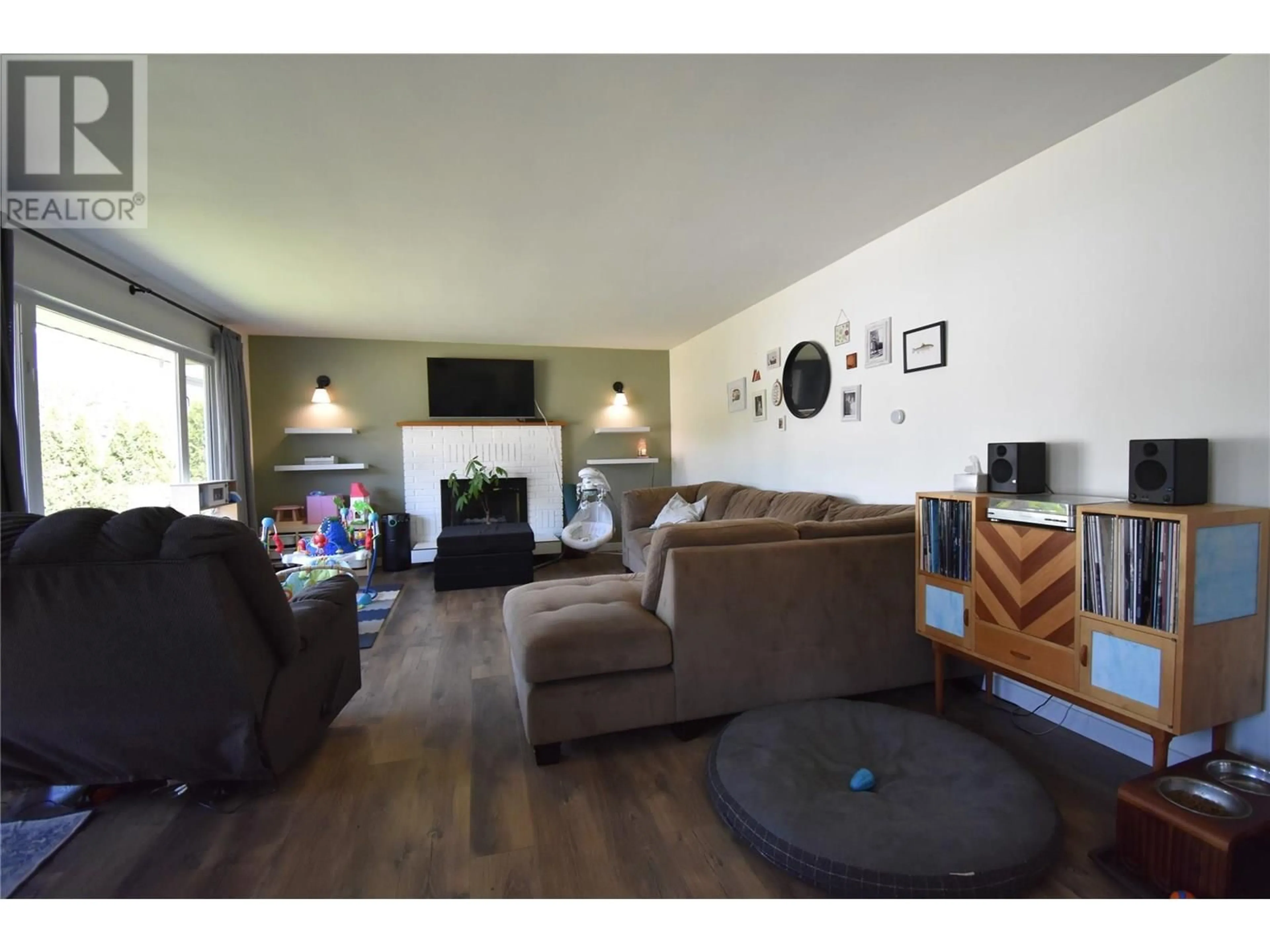 Unknown for 710 28TH STREET, Castlegar British Columbia V1N2P4