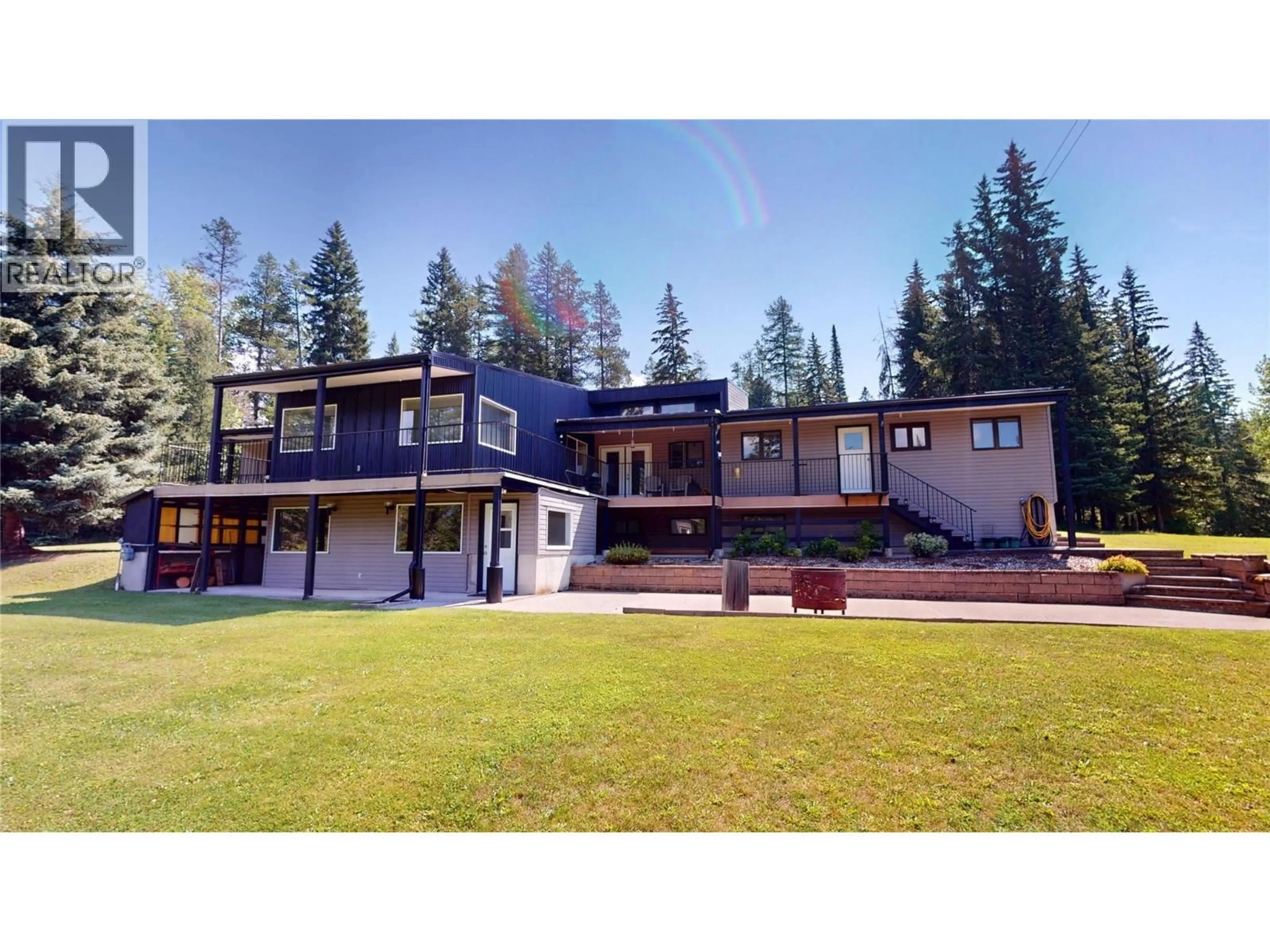 Home with vinyl exterior material, mountain view for 105 CASTLE MOUNTAIN ROAD, Fernie British Columbia V0B1M4