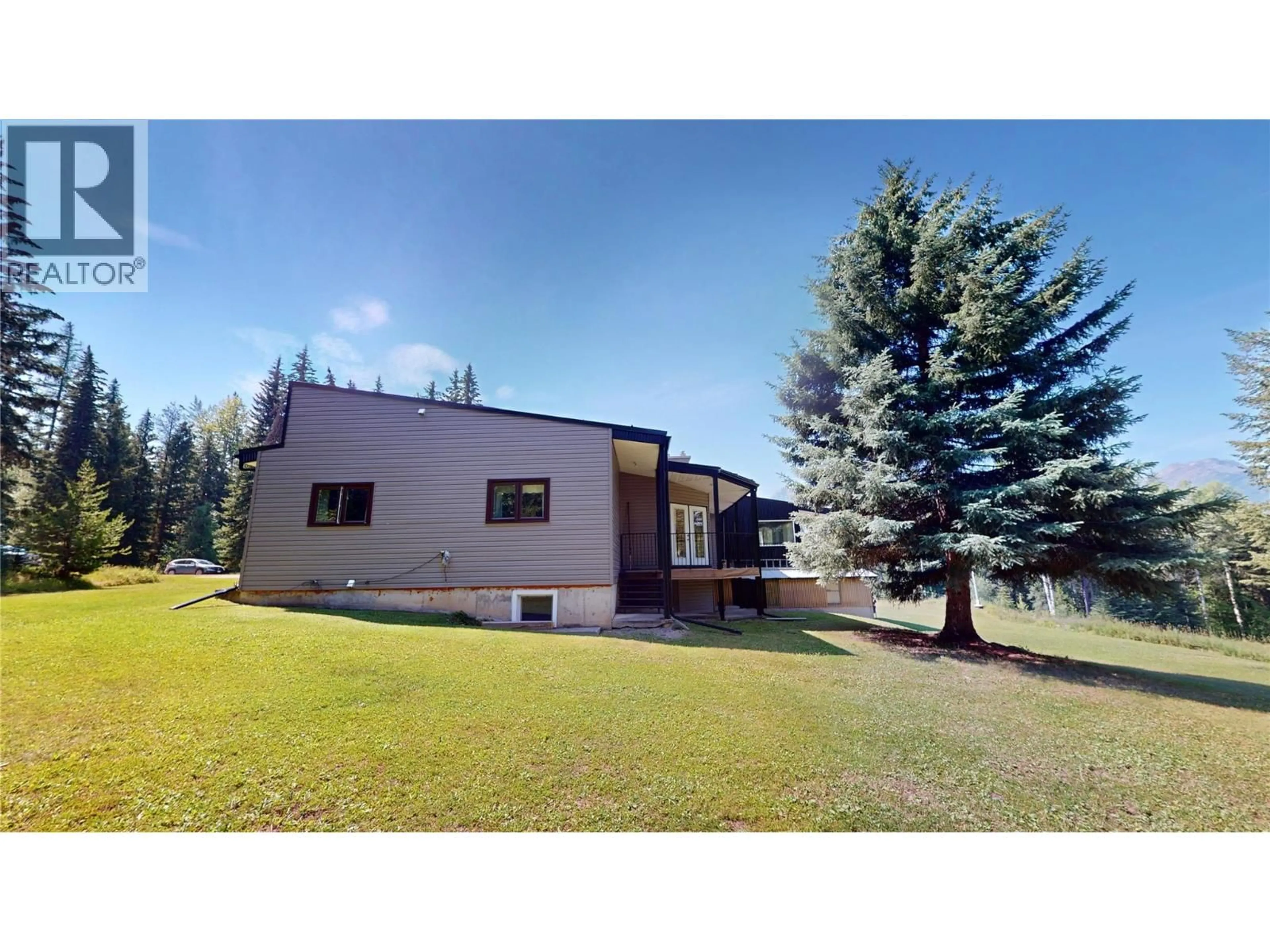 A pic from outside/outdoor area/front of a property/back of a property/a pic from drone, unknown for 105 CASTLE MOUNTAIN ROAD, Fernie British Columbia V0B1M4
